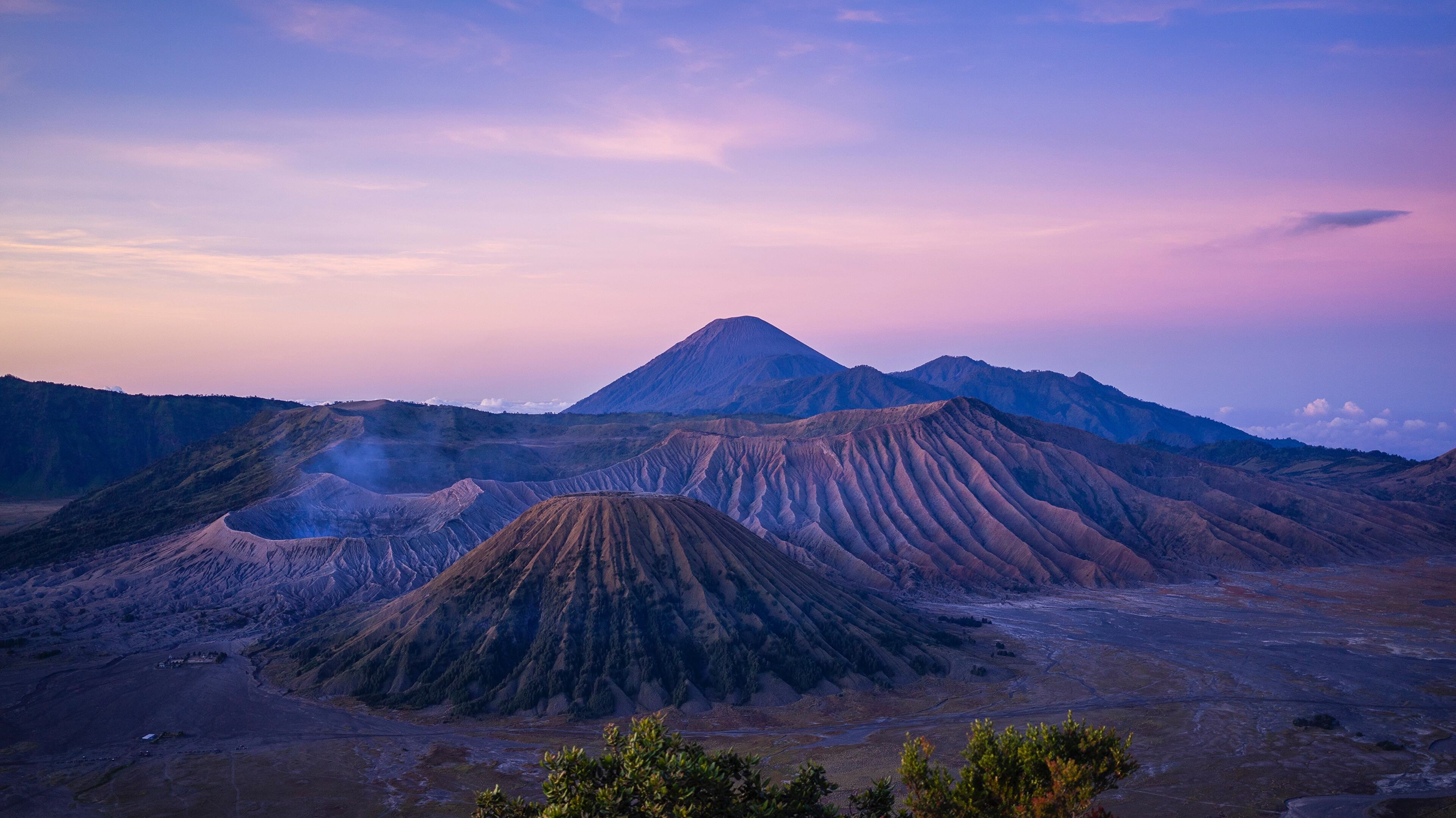 Bromo Tengger Semeru National Park, Indonesia HD Wallpaper