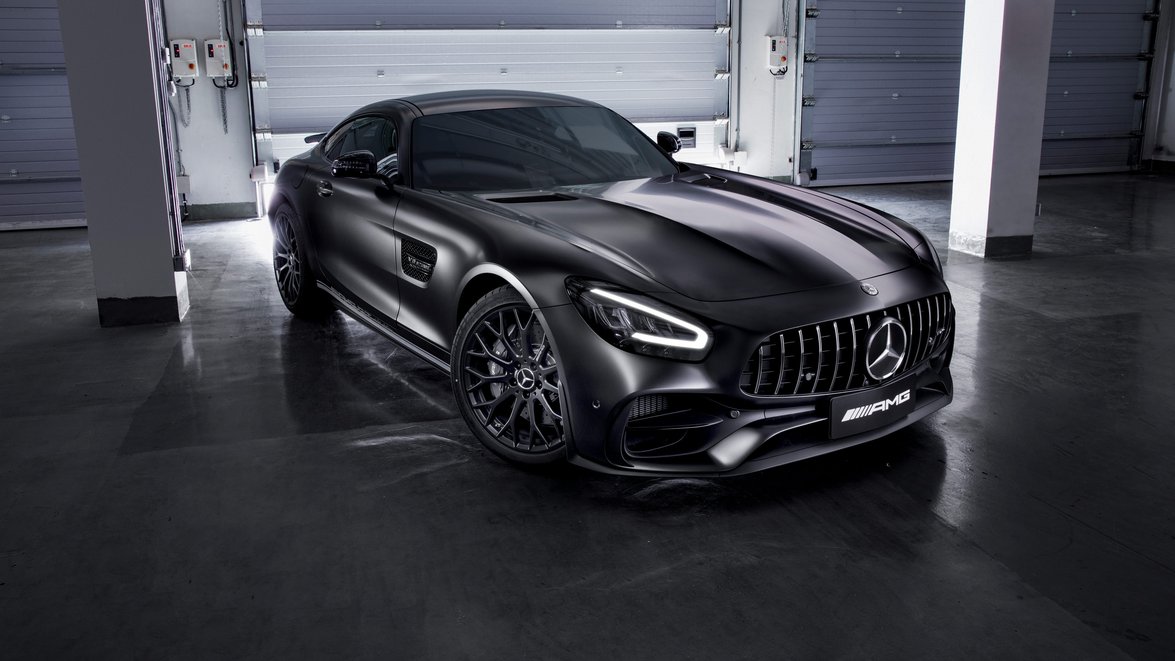 4K Mercedes-AMG GT sports car HD Wallpaper