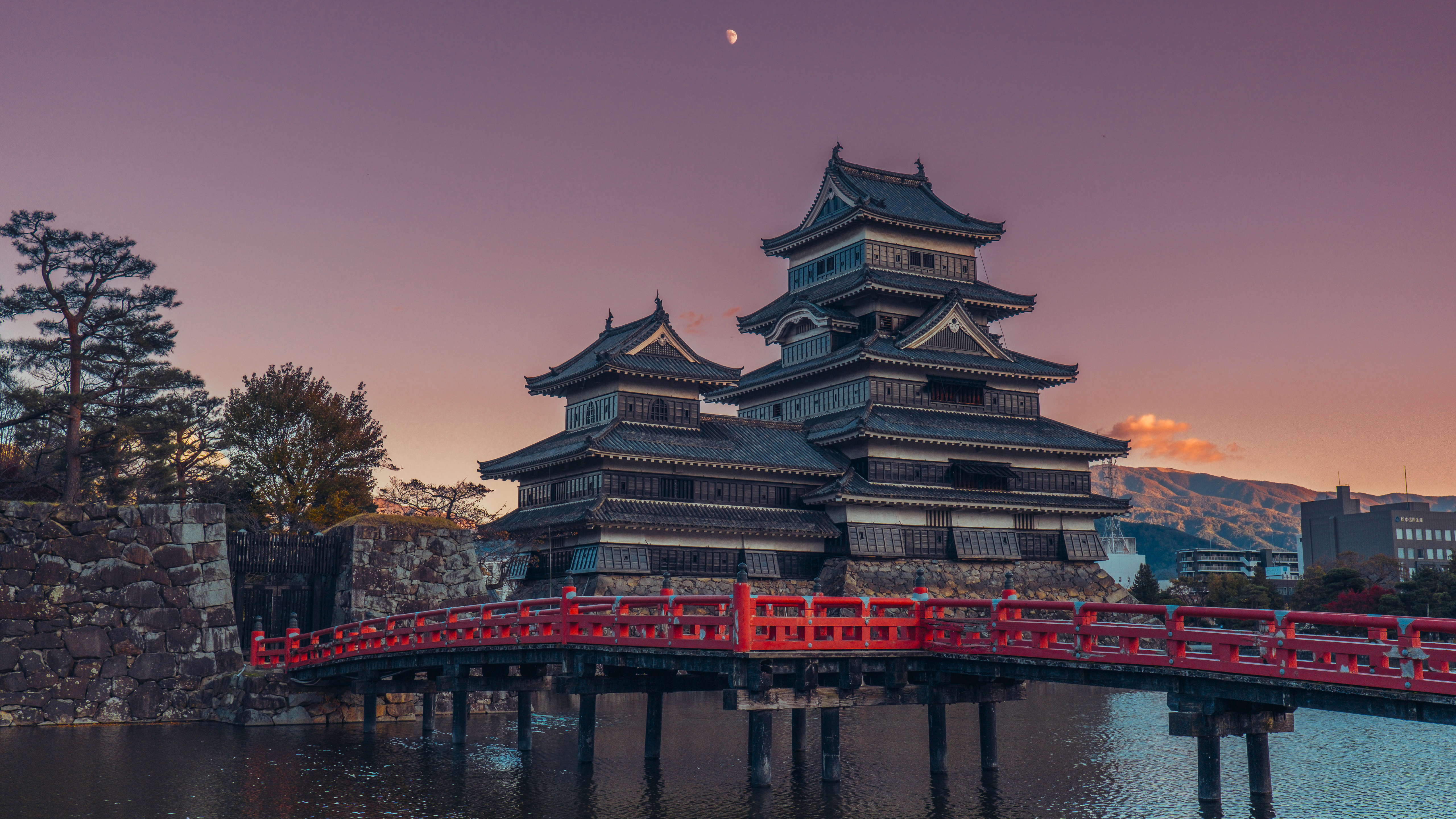 Matsumoto Castle with Red Bridge at Dusk HD Wallpaper