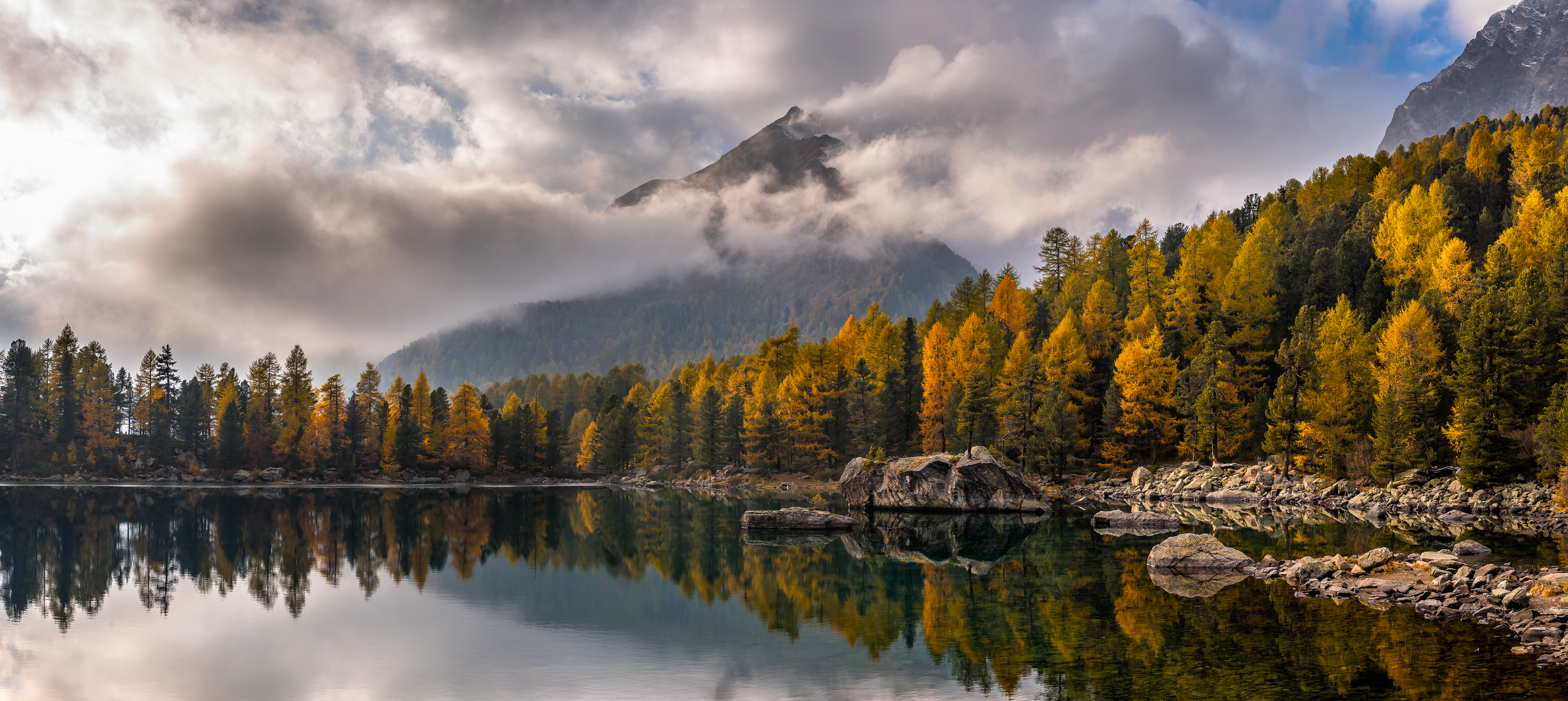 Autumn Forest Reflected in a Mountain Lake HD Wallpaper