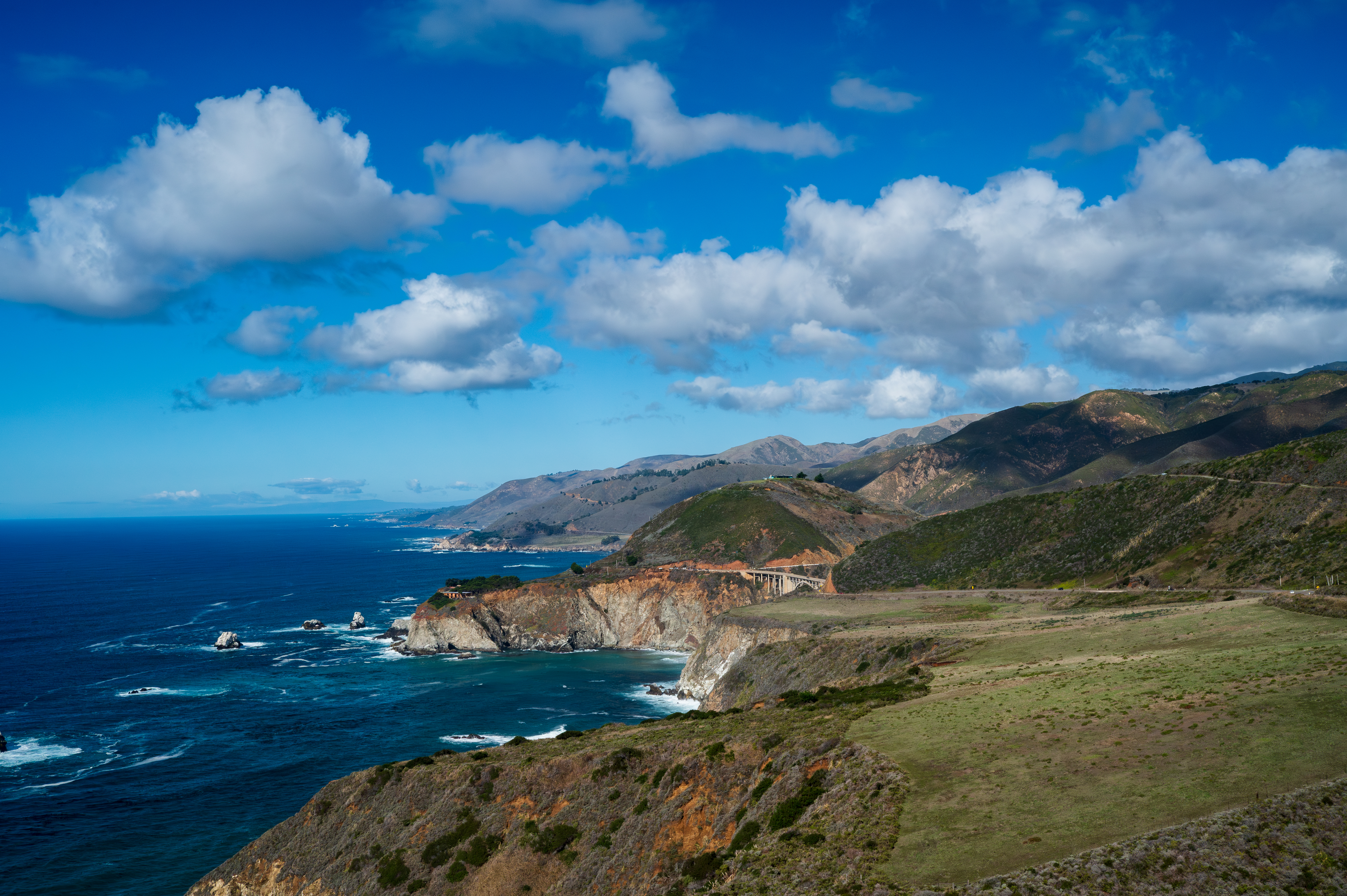 Big Sur coastline with Bixby Creek Bridge and the Pacific Ocean HD Wallpaper
