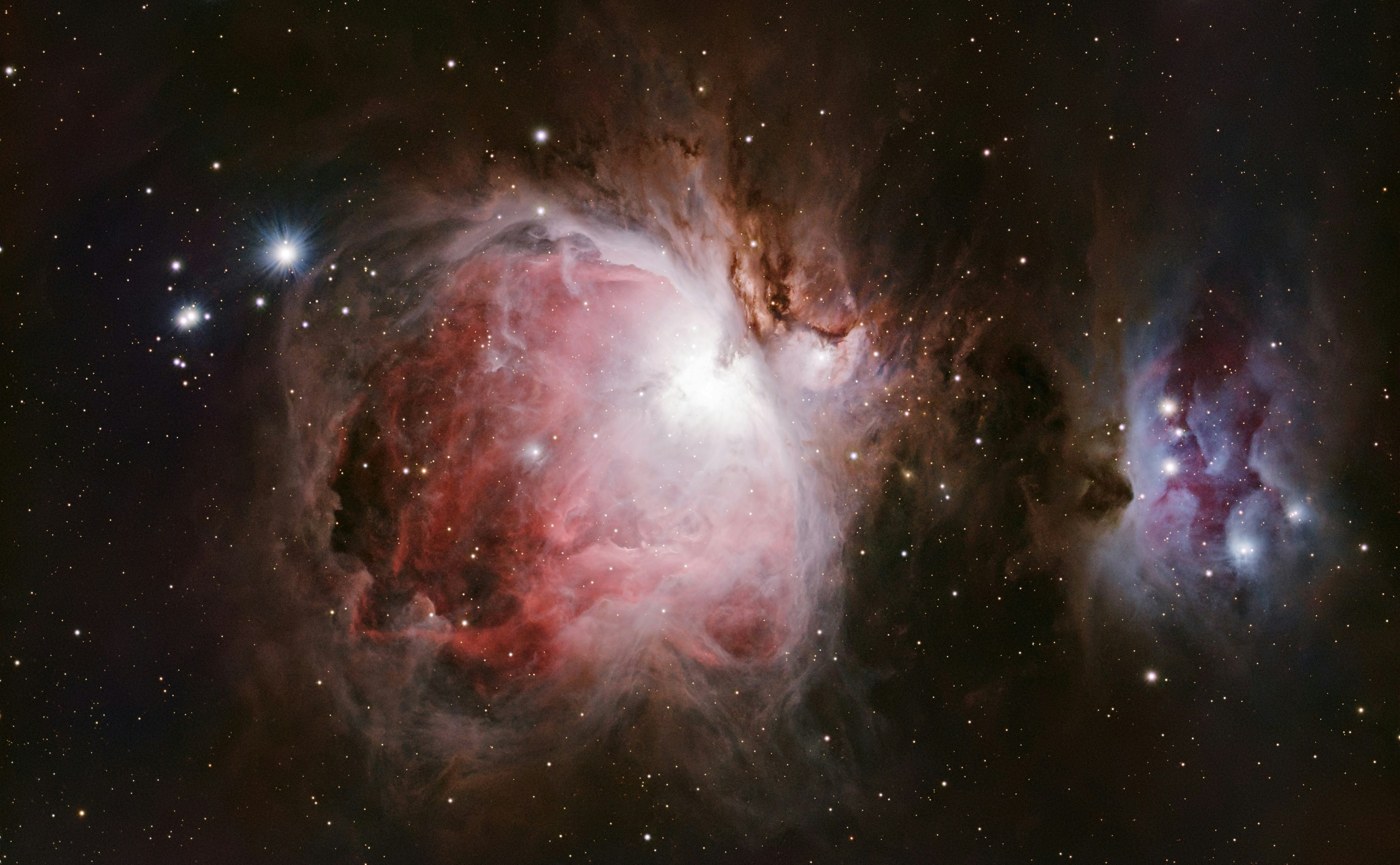 The Orion Nebula with Stars and Gas Clouds HD Wallpaper