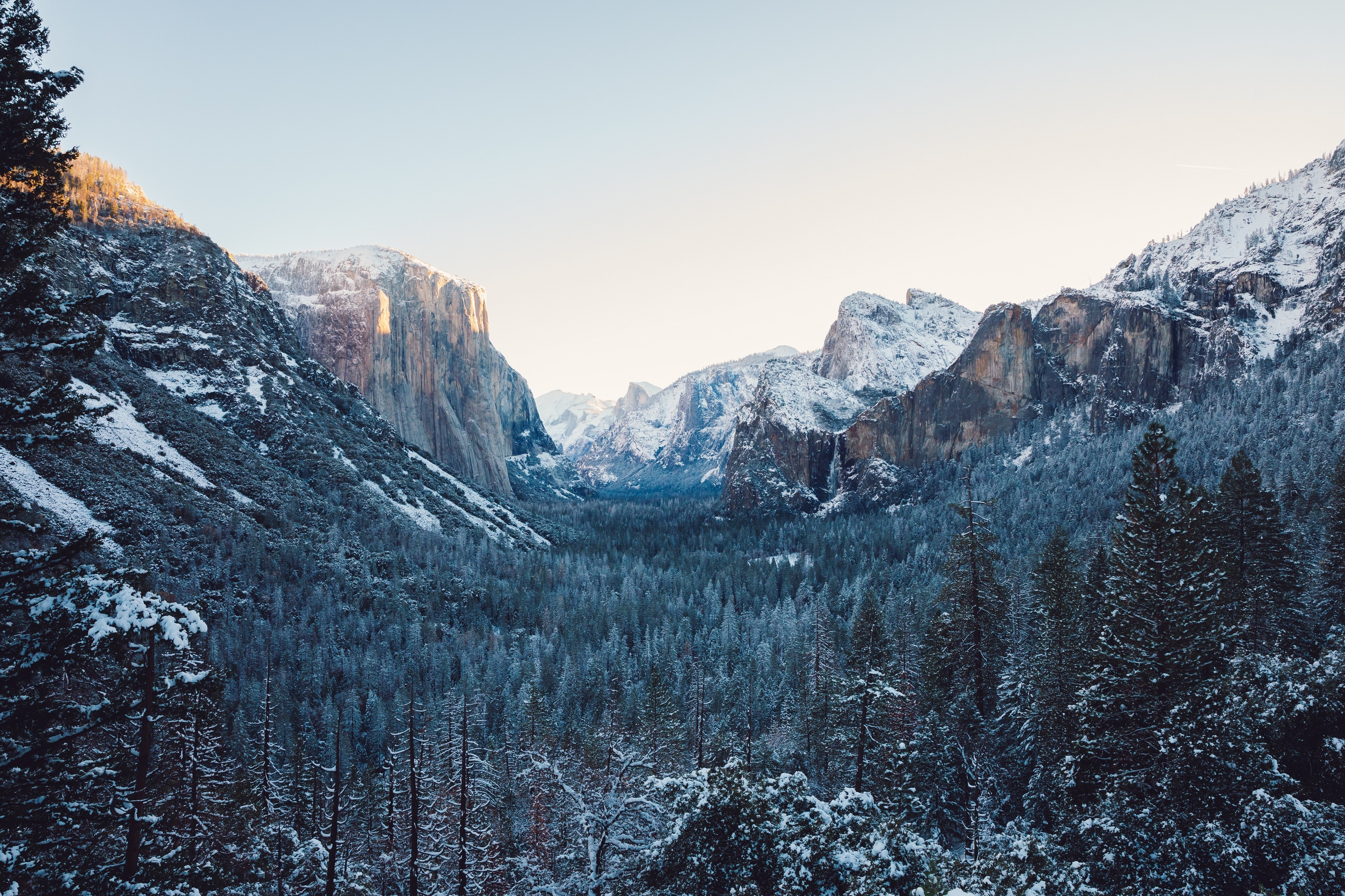 Snowy Yosemite Valley with El Capitan and Bridalveil Fall HD Wallpaper
