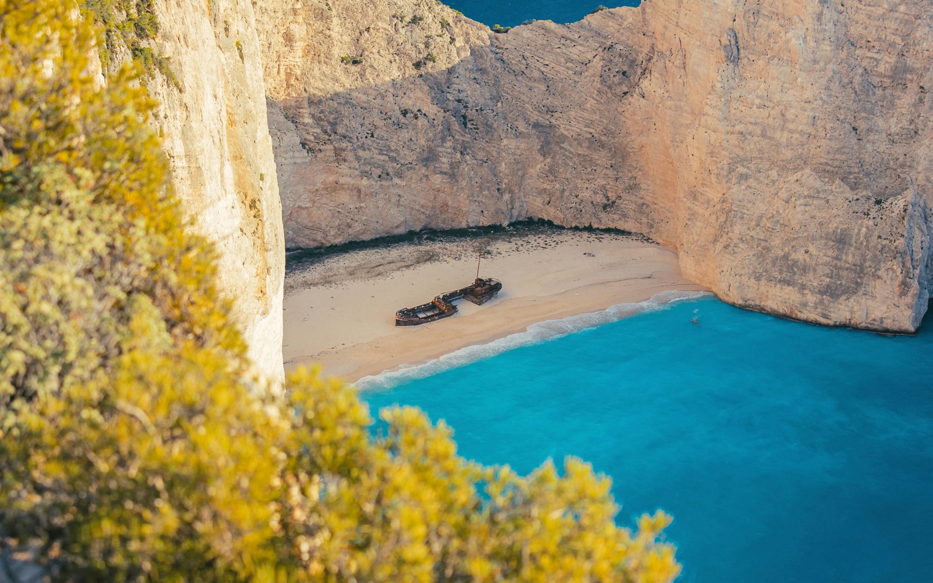 Shipwreck on Navagio Beach, Zakynthos, Greece HD Wallpaper