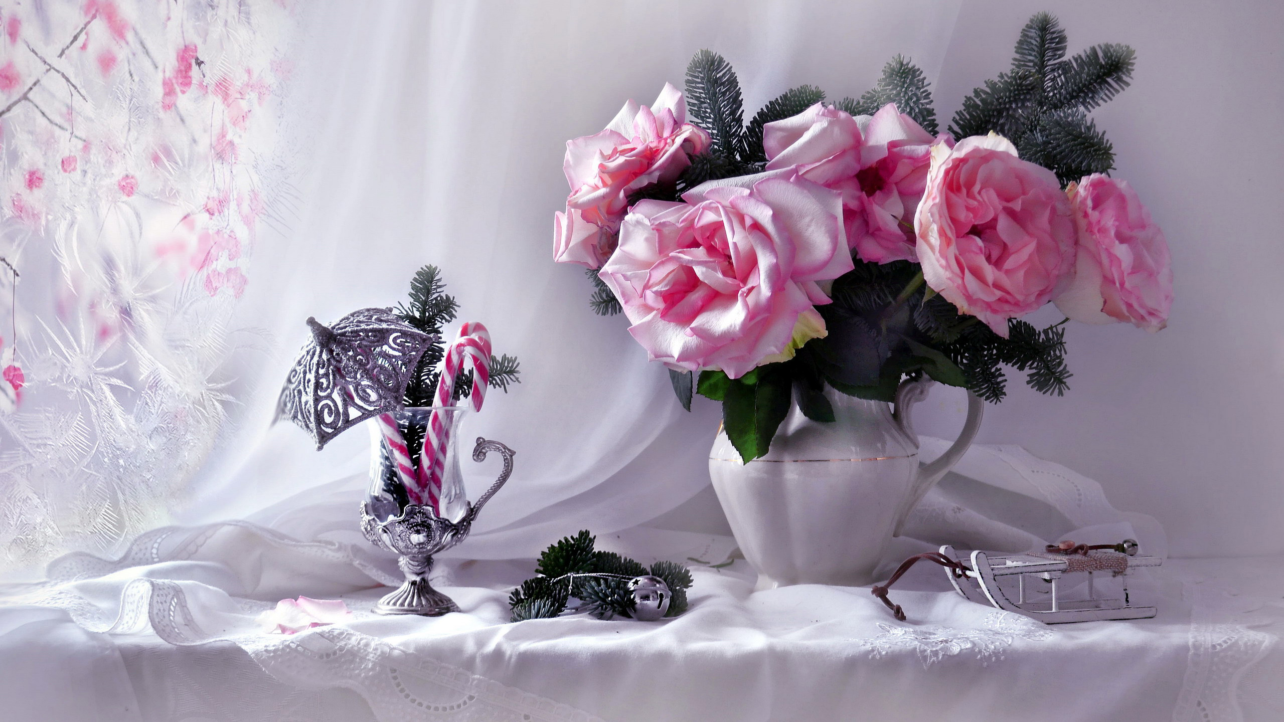 Still life with pink roses and Christmas decorations HD Wallpaper