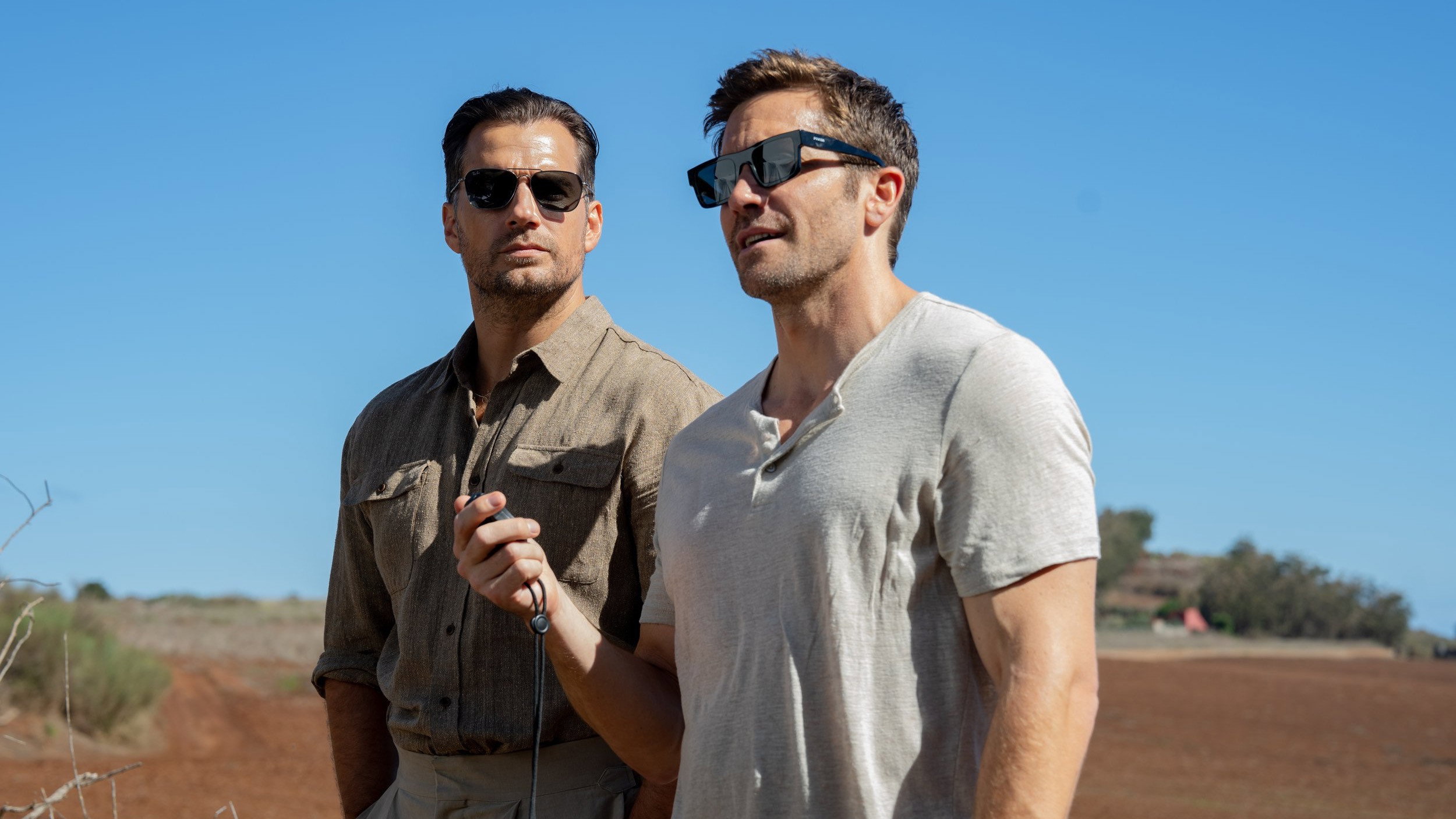 Henry Cavill and Jake Gyllenhaal in In the Grey HD Wallpaper