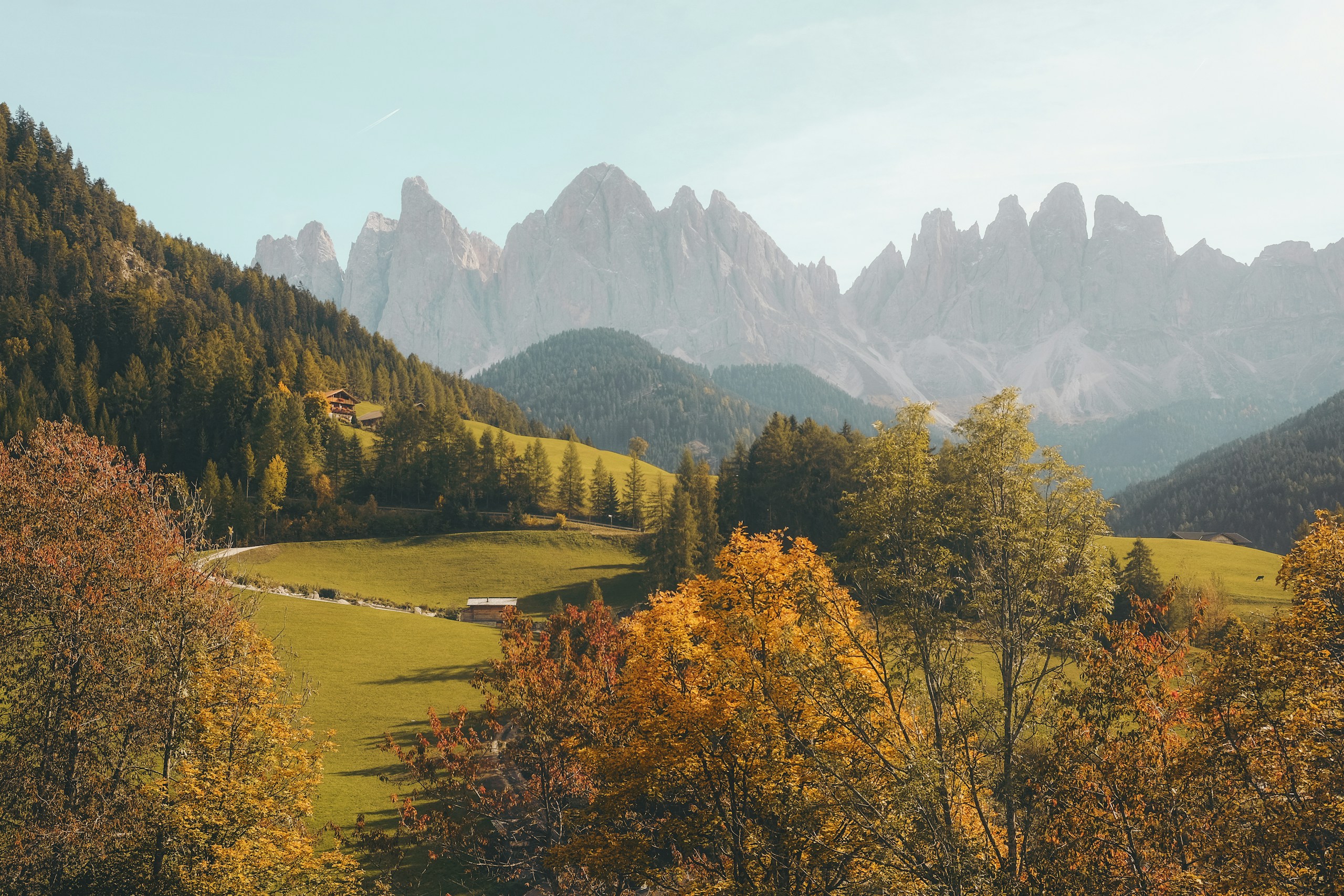Jagged Dolomite Peaks Above Alpine Meadow HD Wallpaper