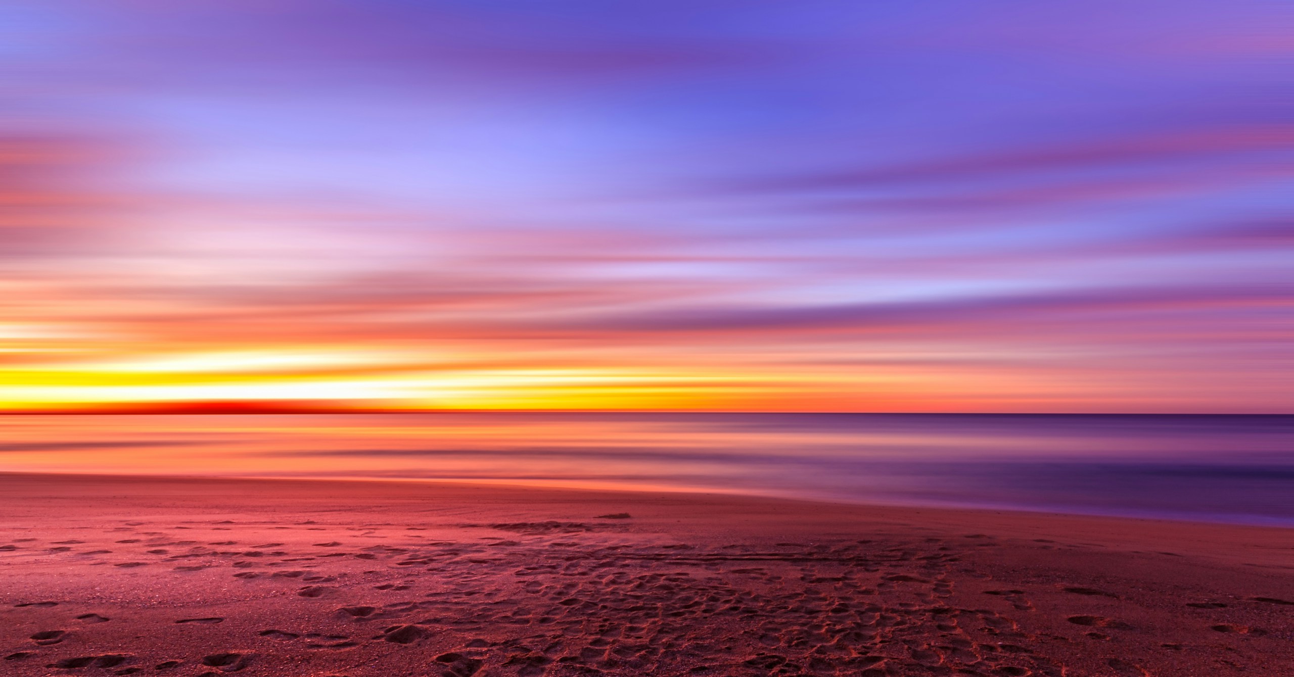 Sunset Over an Australian Beach with Motion Blur HD Wallpaper