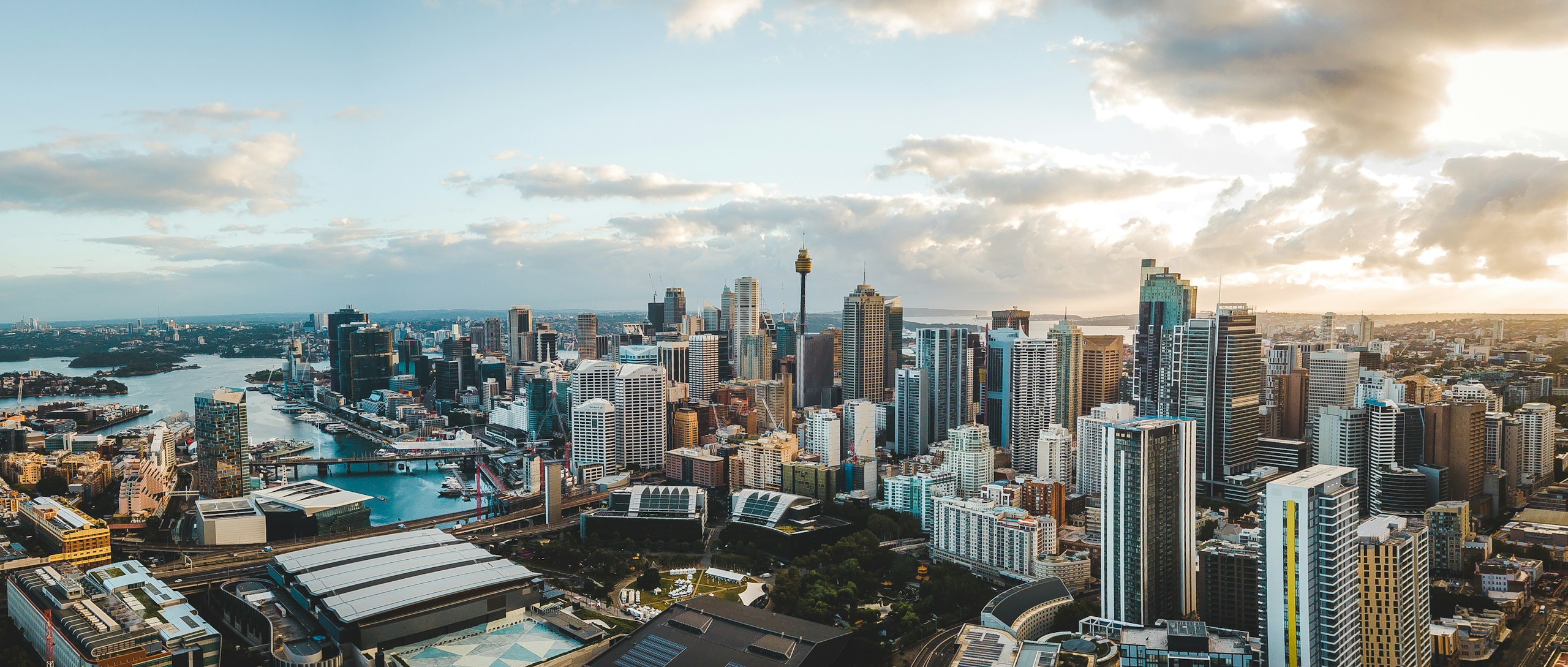 Aerial View of Sydney Skyline and Harbour HD Wallpaper