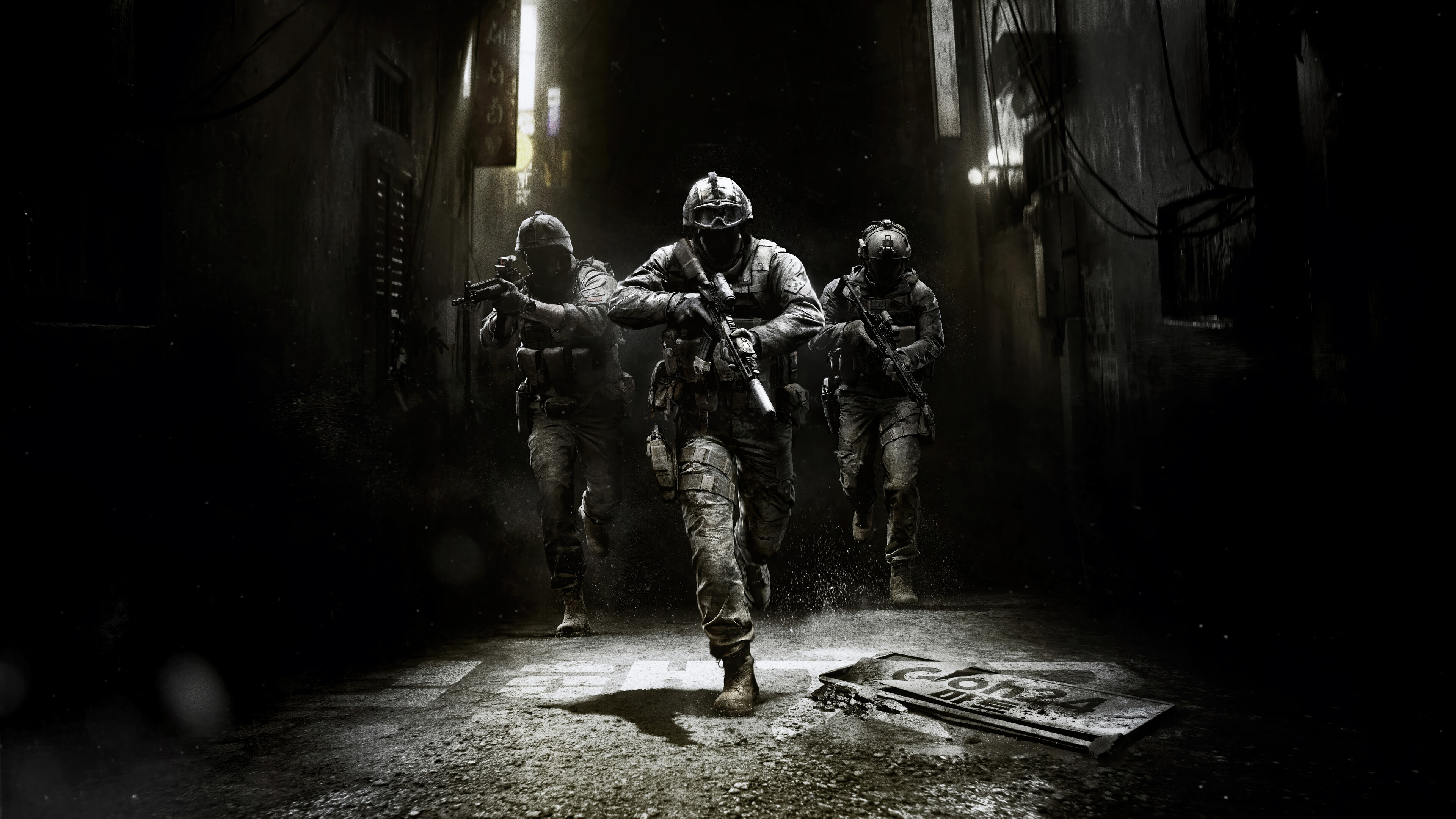 Three soldiers in tactical gear running through a dark alley HD Wallpaper