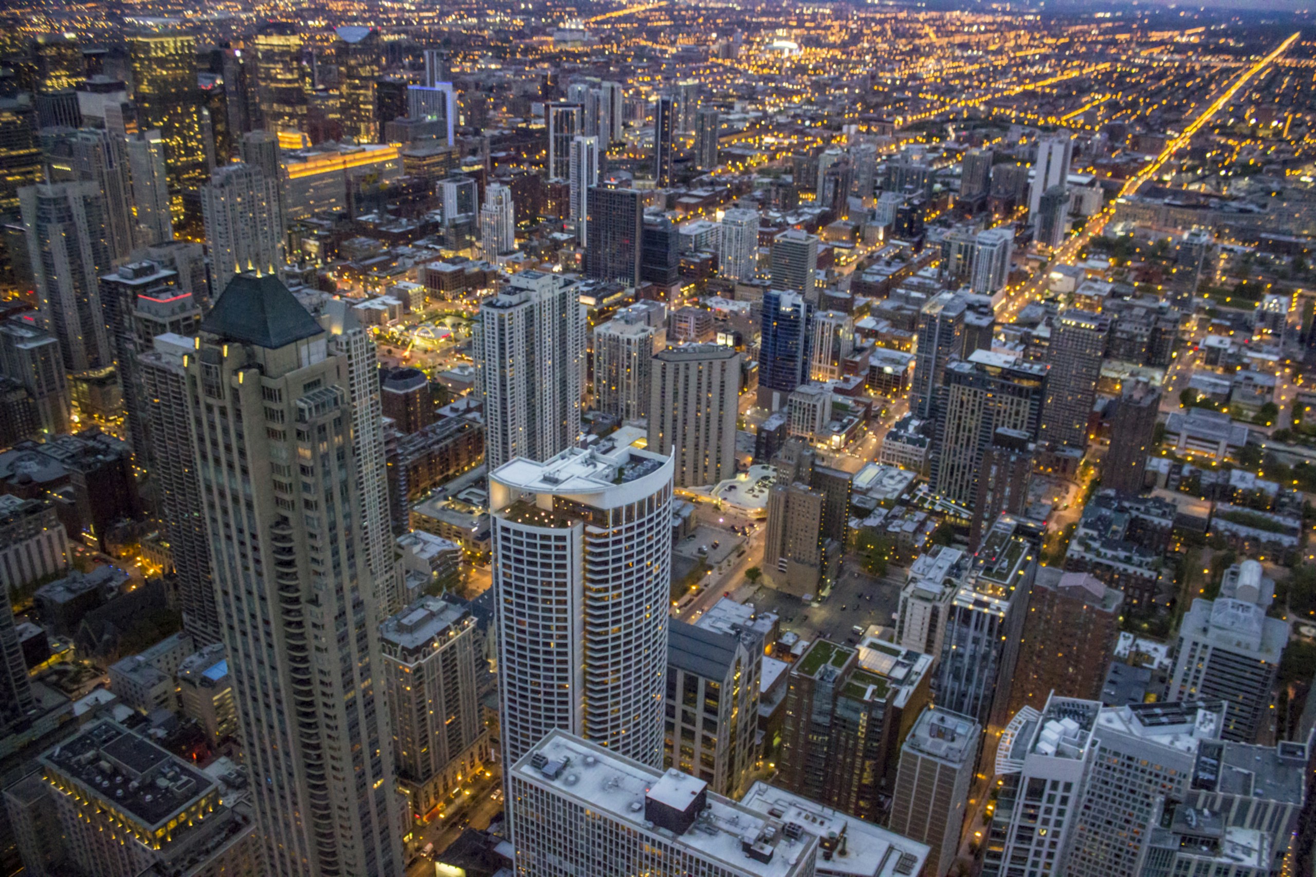 Aerial View of Chicago Skyline at Dusk HD Wallpaper