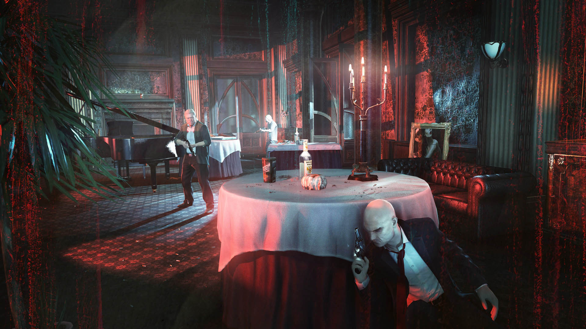 Agent 47 hiding from guards in Hitman Absolution HD Wallpaper