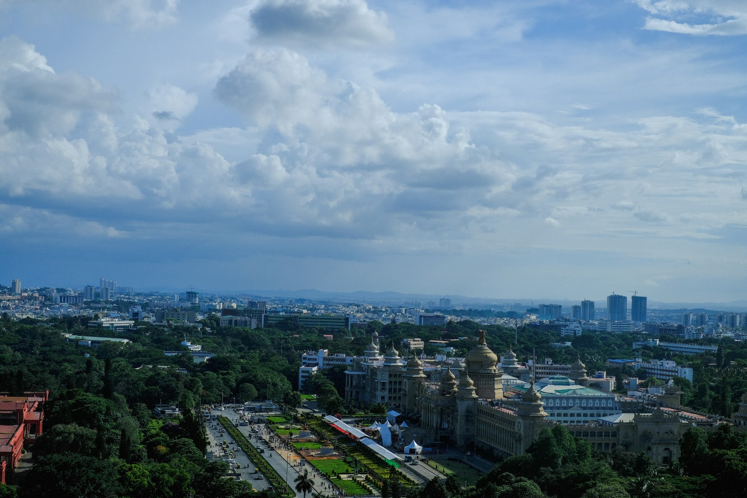 Aerial view of Vidhana Soudha in Bengaluru HD Wallpaper