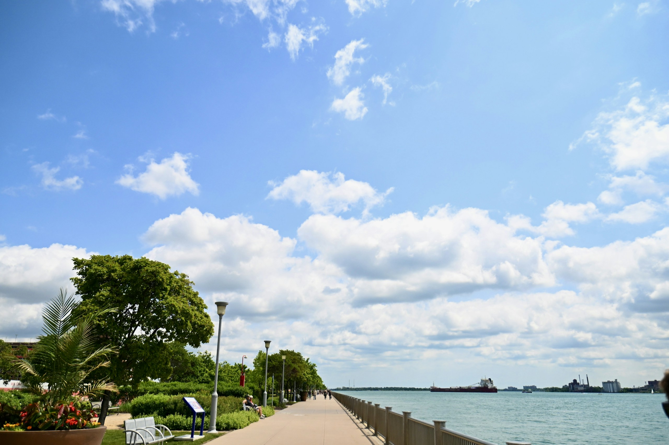 Detroit Riverwalk on a Sunny Day HD Wallpaper