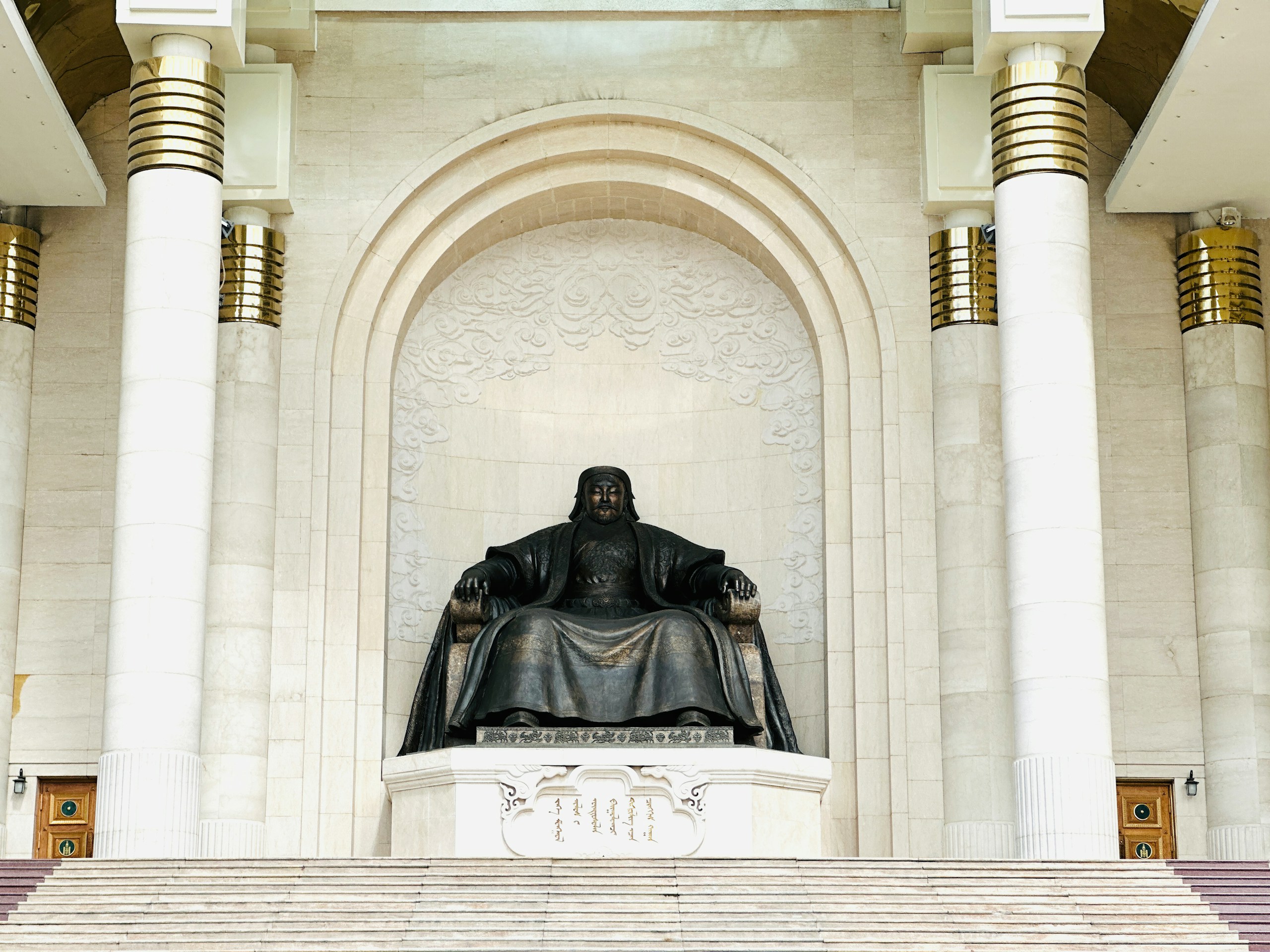 Statue of Genghis Khan in Ulaanbaatar Mongolia HD Wallpaper