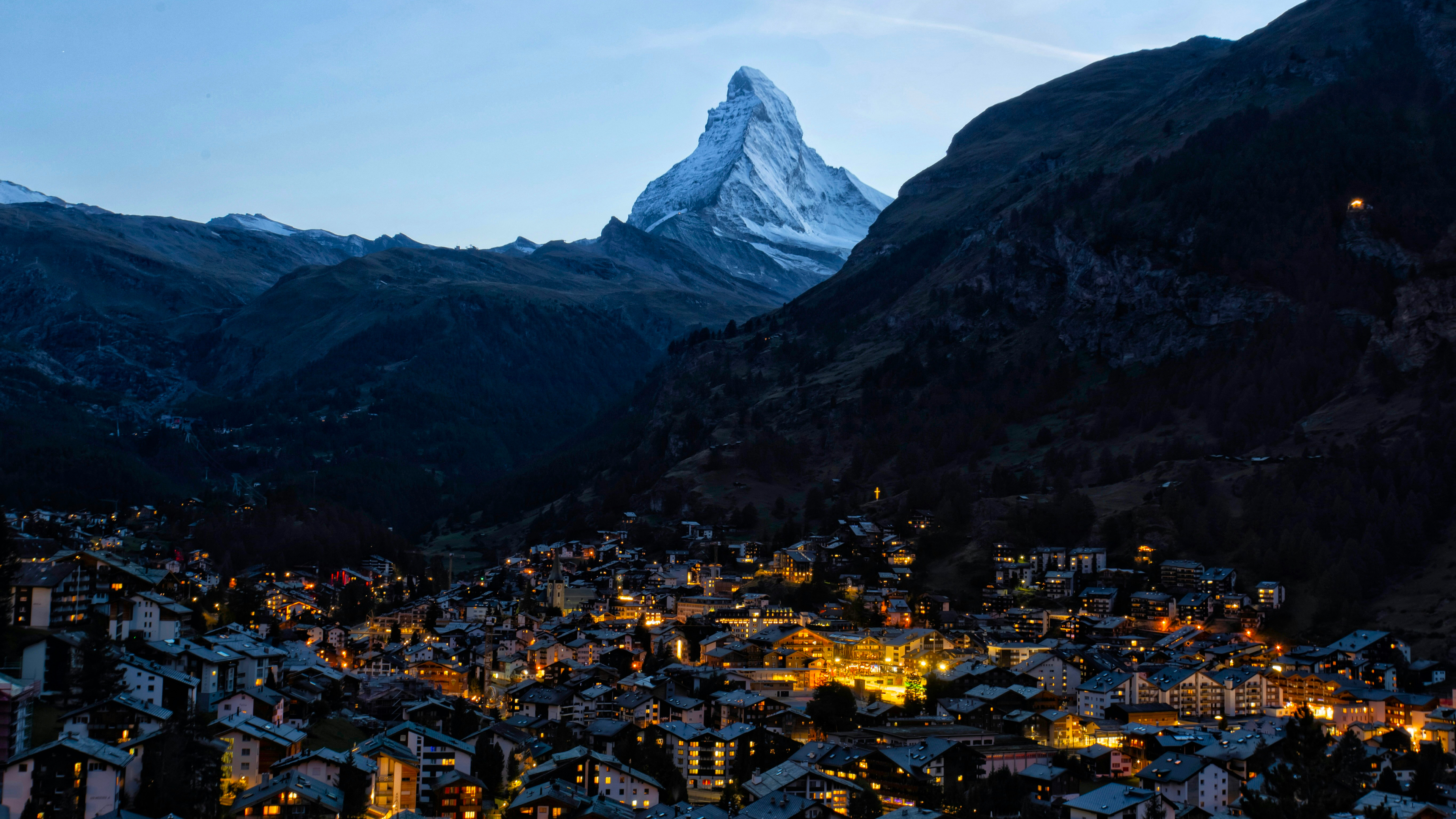 Zermatt Town and Matterhorn Mountain at Dusk HD Wallpaper