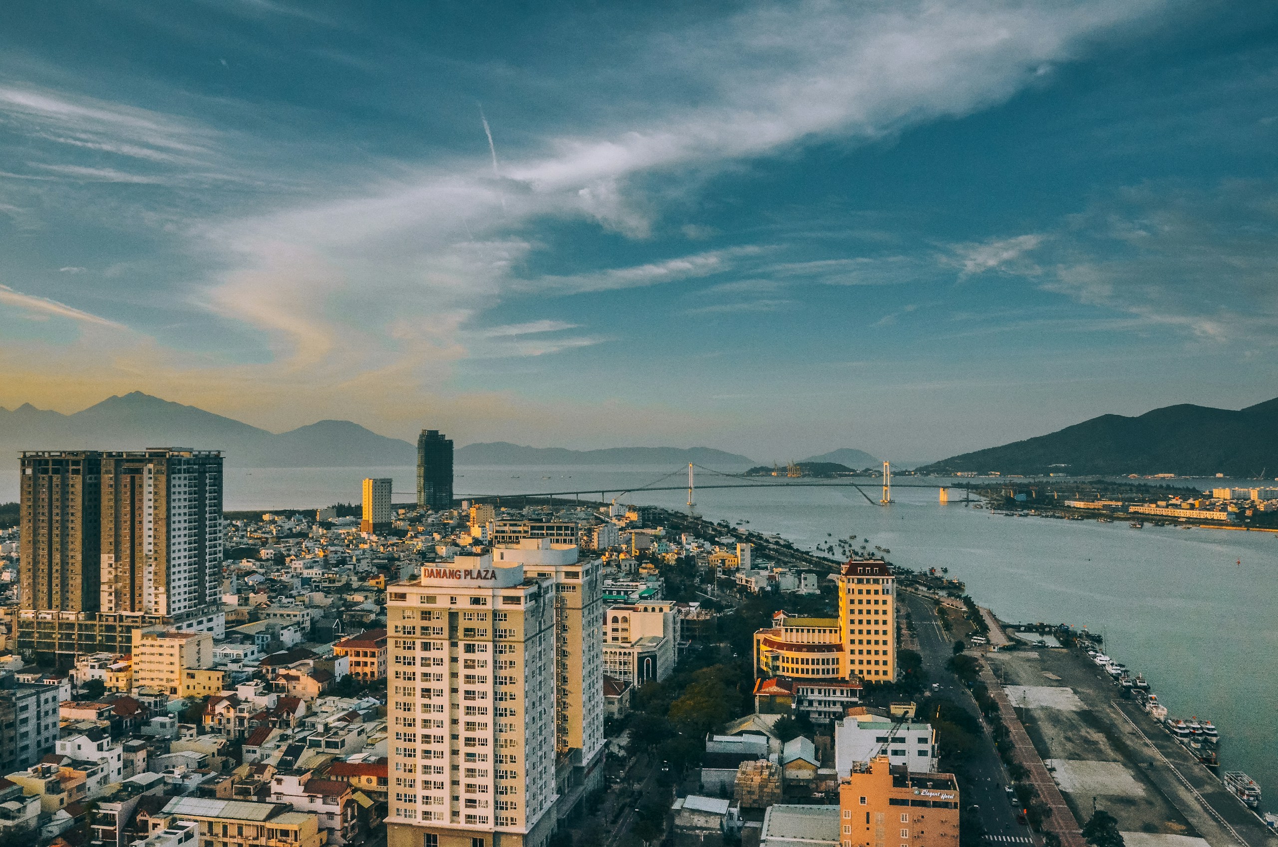 Aerial View of Da Nang City Skyline and River HD Wallpaper