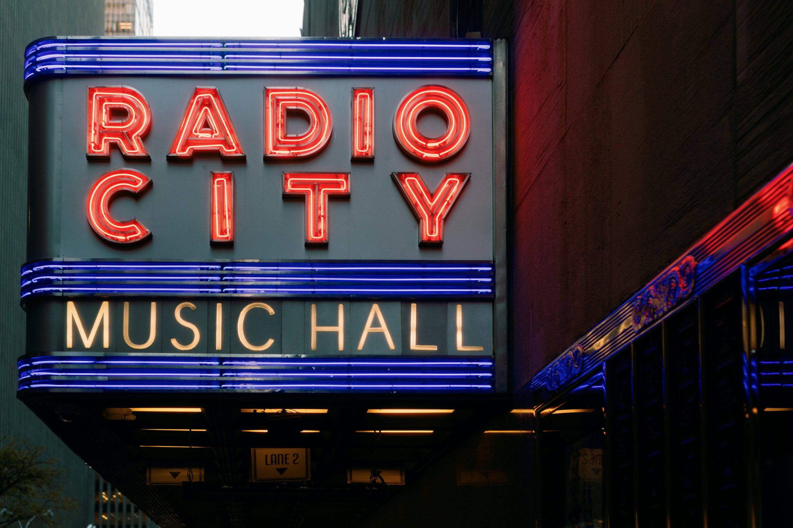 Radio City Music Hall Neon Sign at Night HD Wallpaper
