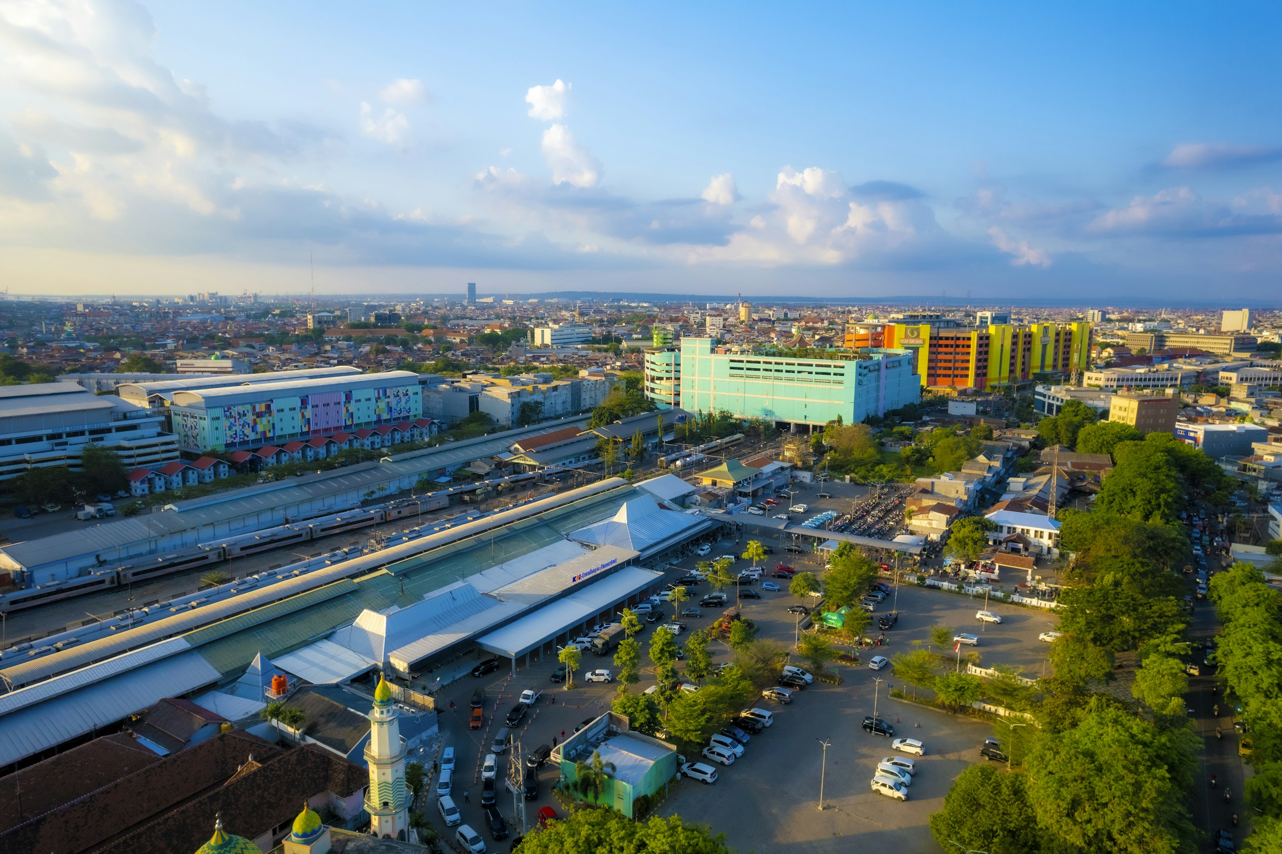Aerial View of Pasar Turi Station in Surabaya HD Wallpaper