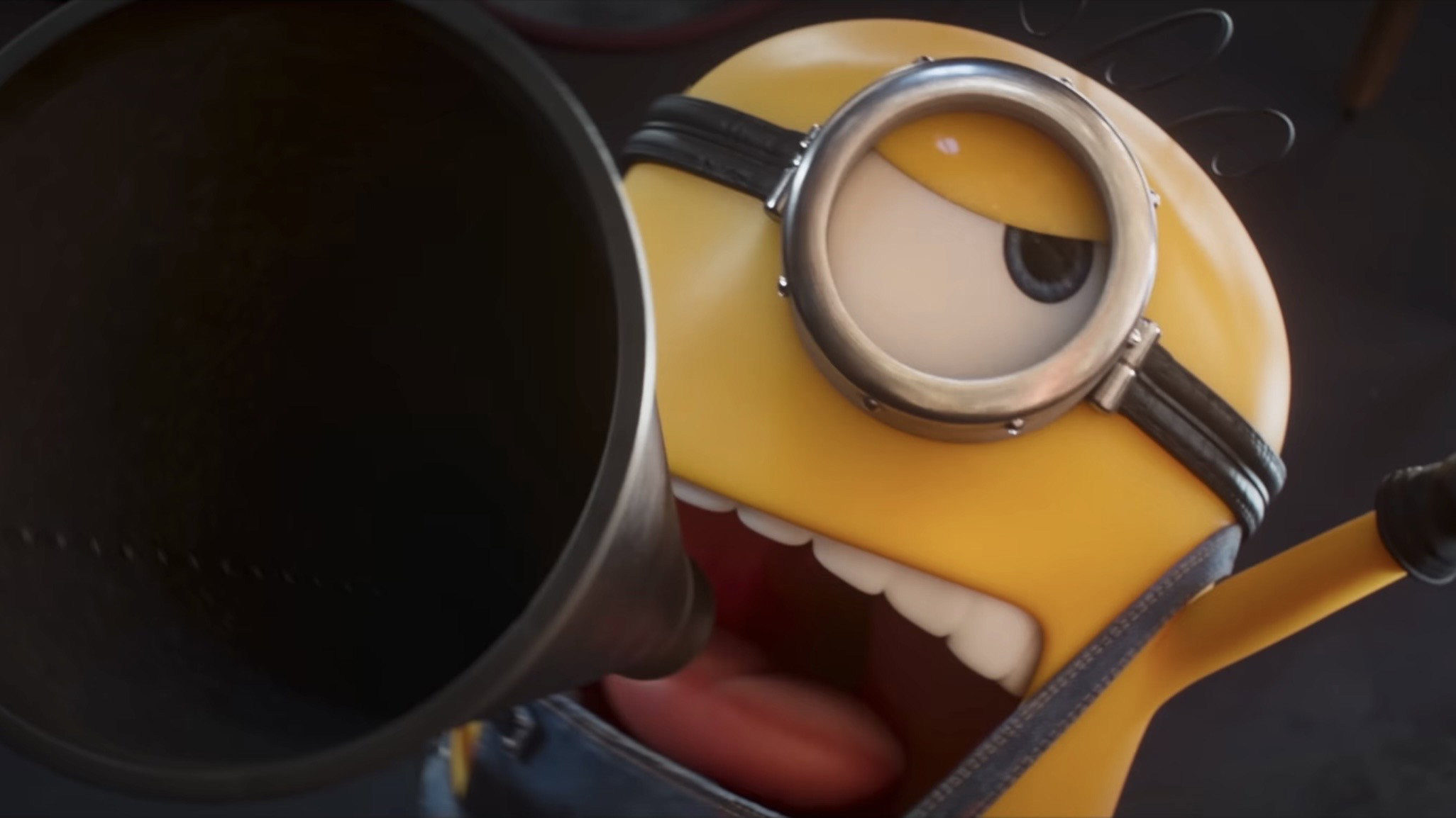 Stuart the Minion Shouting into a Megaphone HD Wallpaper