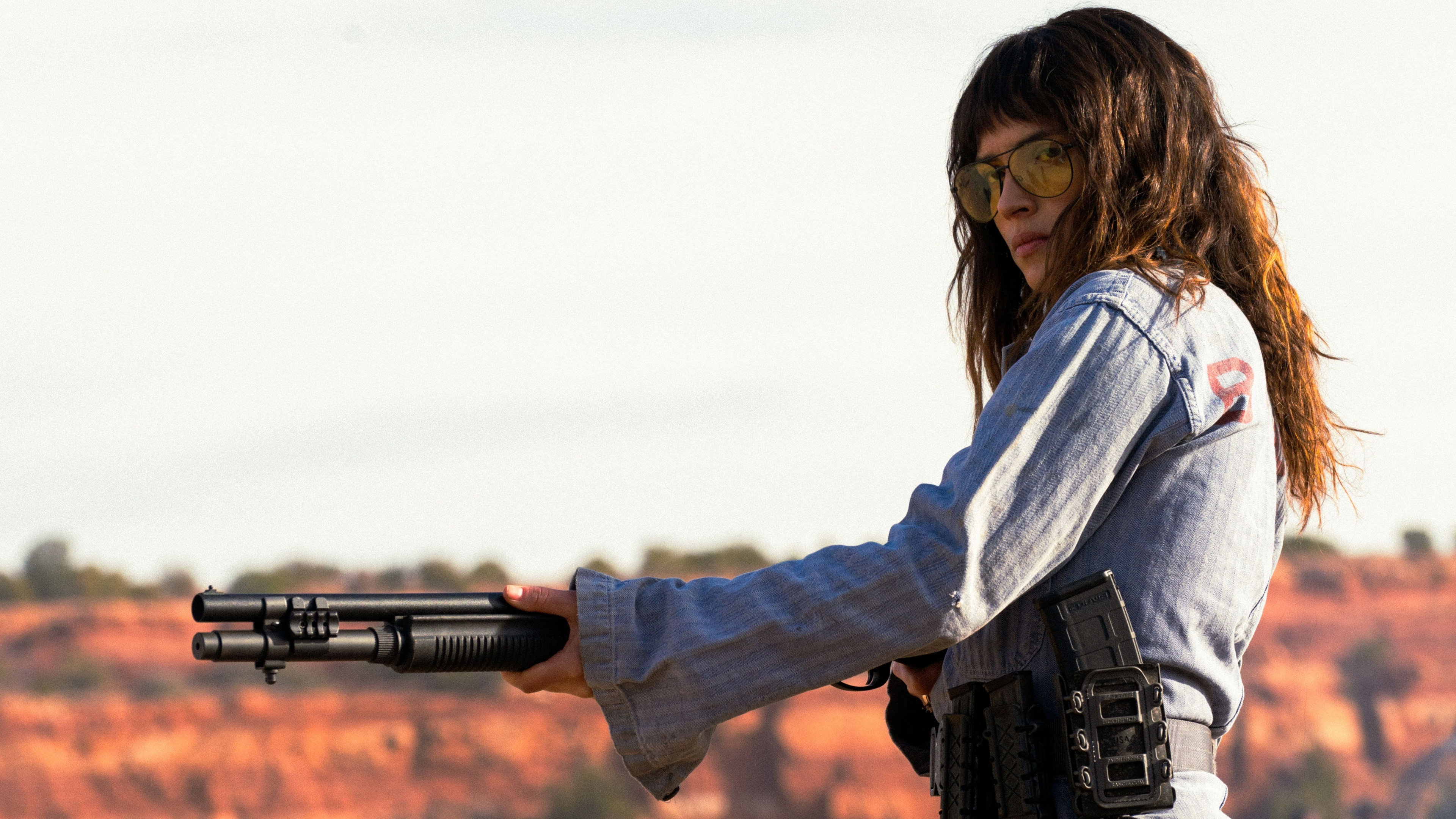 Adria Arjona with Shotgun in Onslaught HD Wallpaper