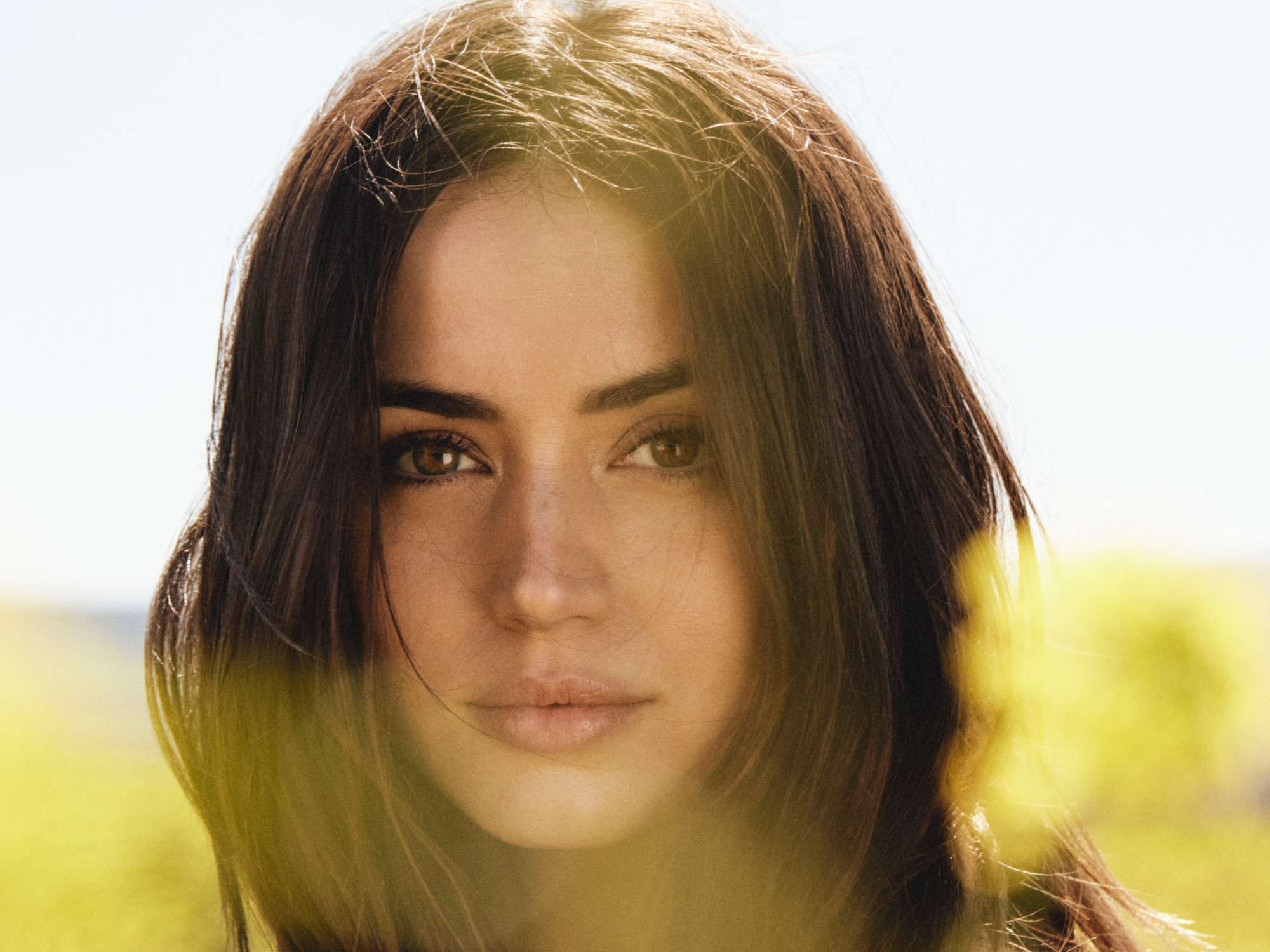 Close-up Portrait of Actress Ana de Armas HD Wallpaper