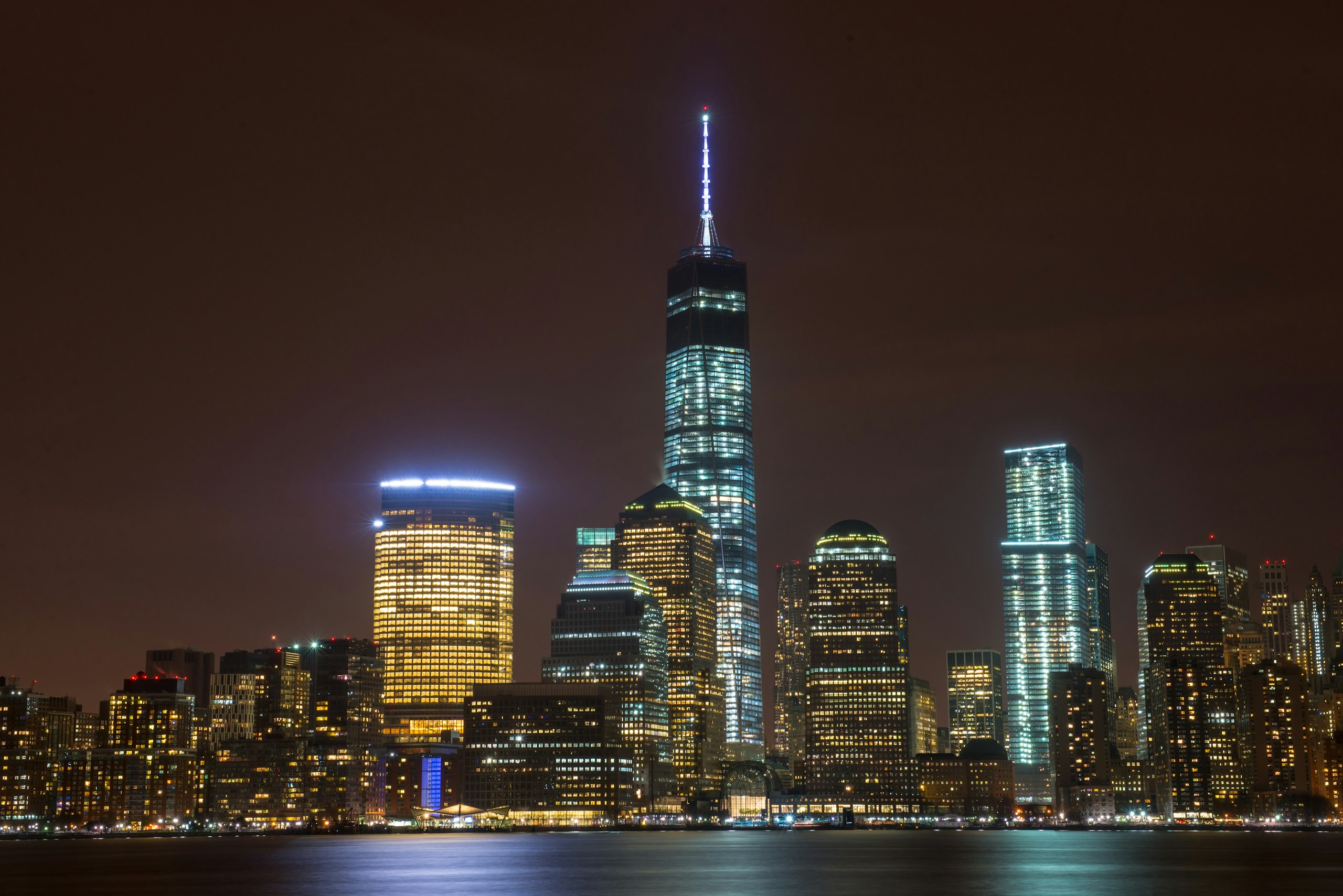One World Trade Center and Lower Manhattan Skyline at Night HD Wallpaper