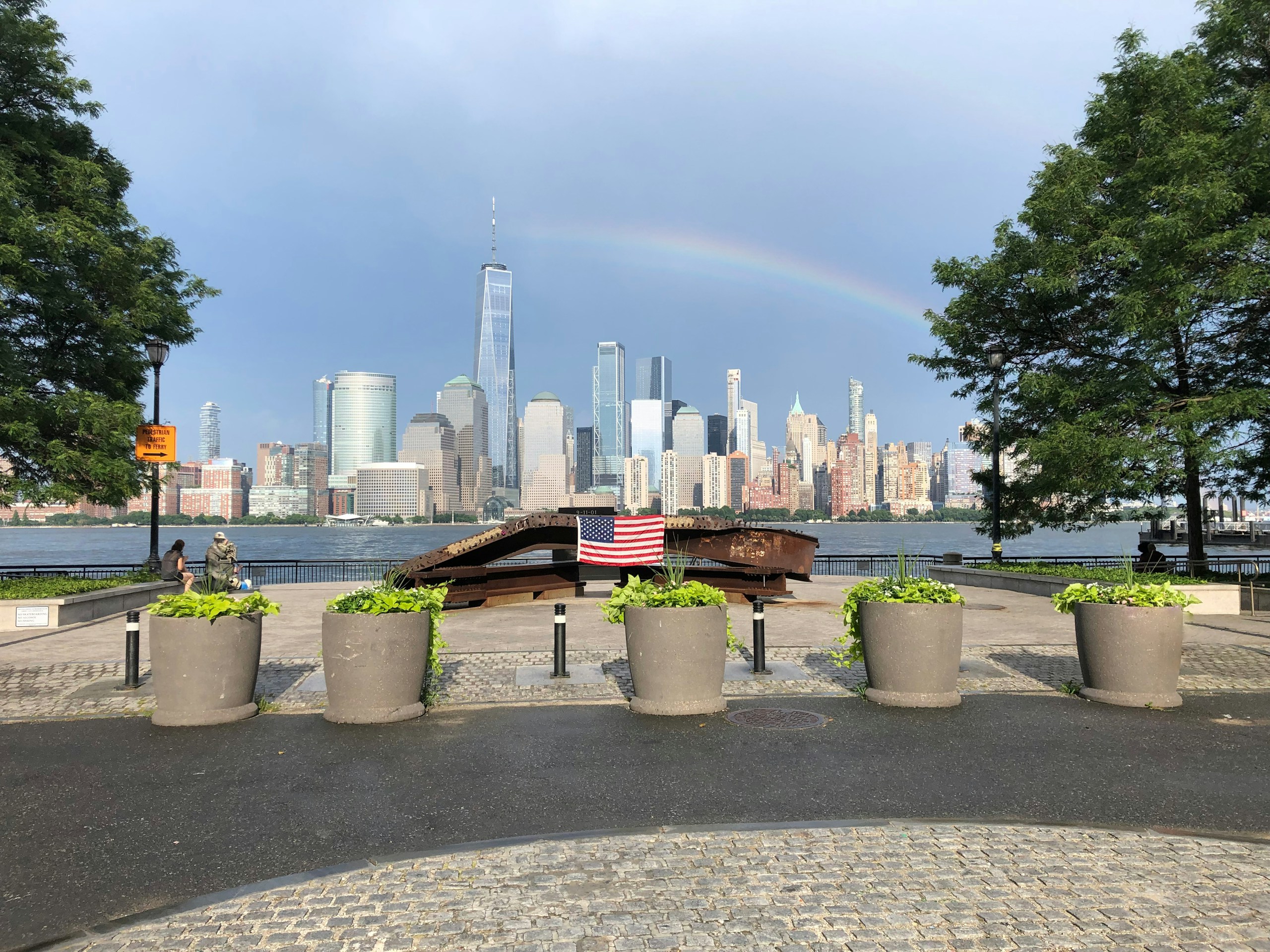 New York City Skyline with Rainbow and Memorial HD Wallpaper