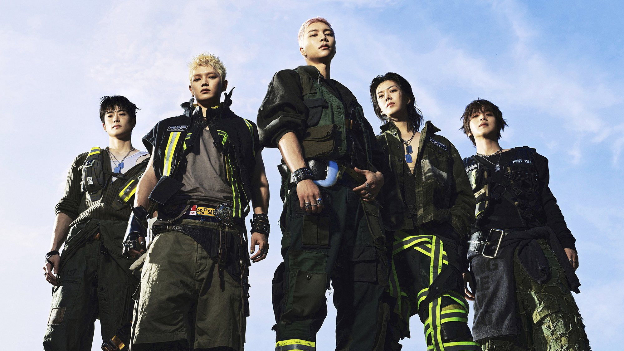NCT 127 Members in Neo City Seoul The Redline HD Wallpaper
