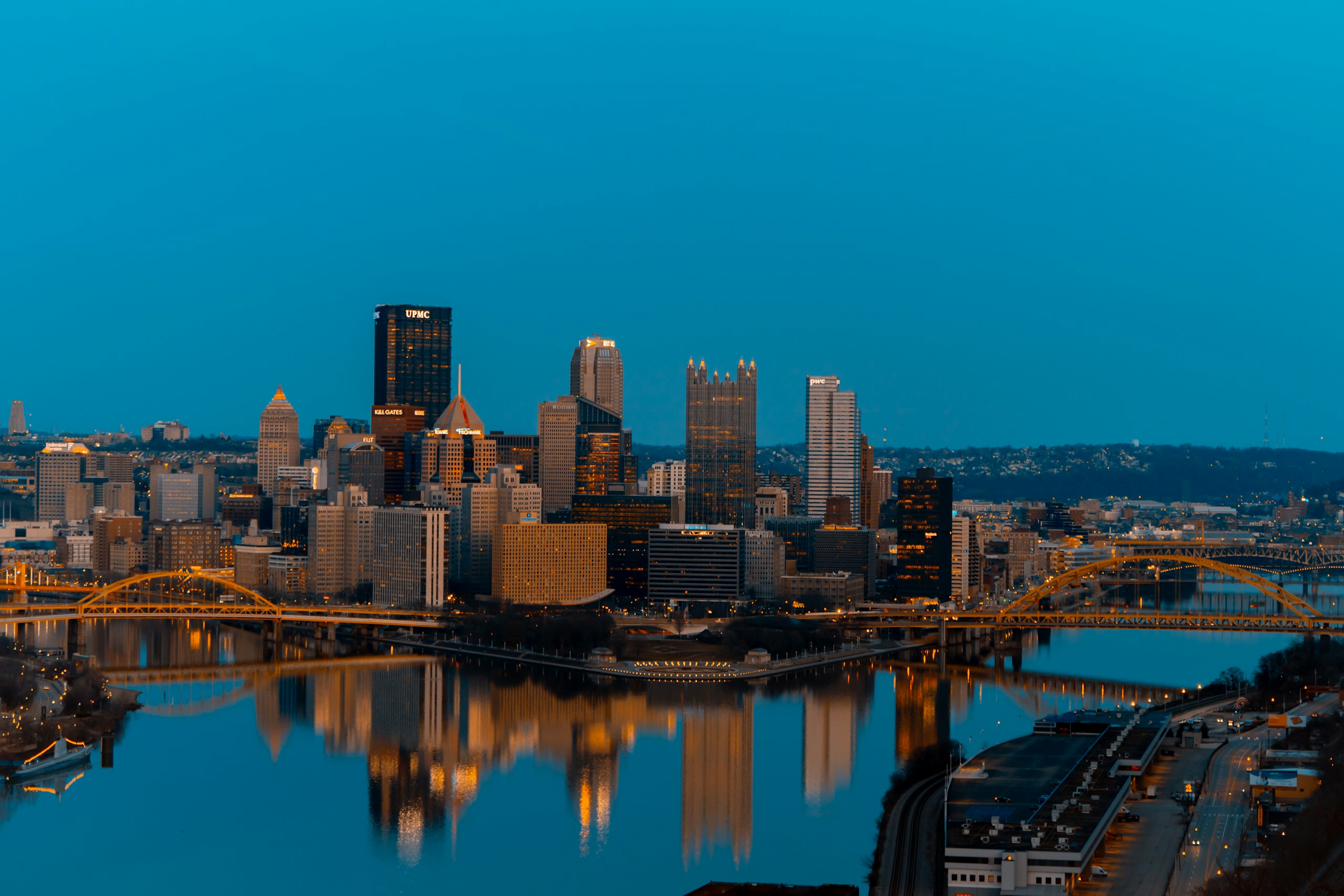 Pittsburgh Skyline and Bridges at Twilight HD Wallpaper