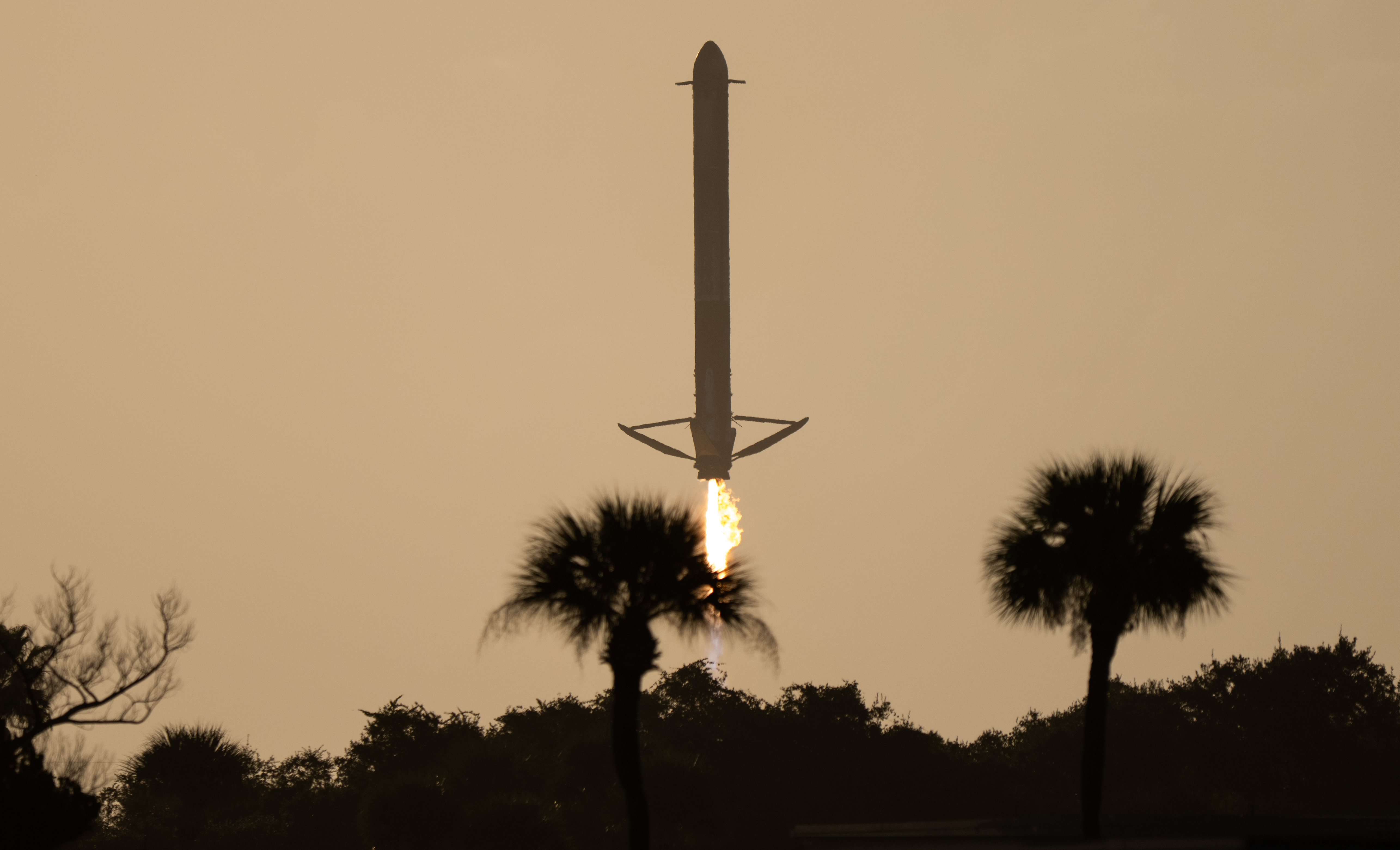 SpaceX Falcon First Stage Booster Landing Burn HD Wallpaper