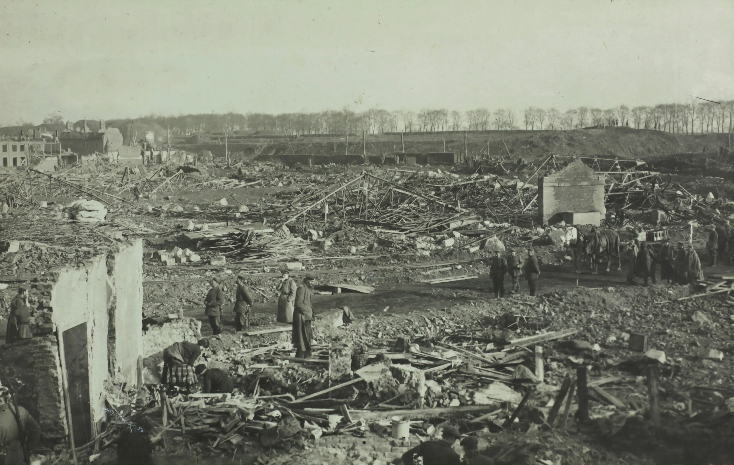 Damaged City of Lille during World War I HD Wallpaper