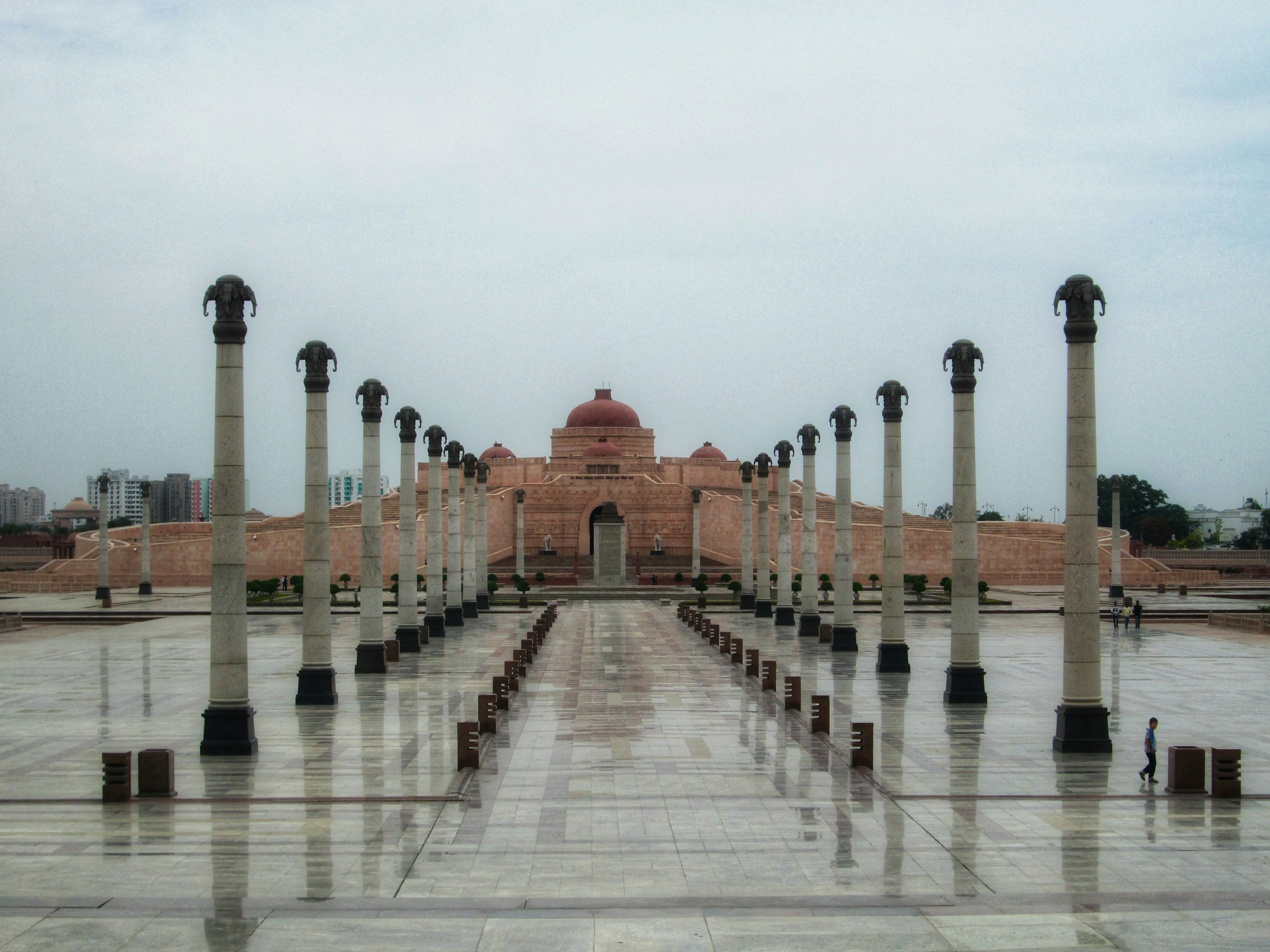 Ambedkar Memorial Park in Lucknow India HD Wallpaper