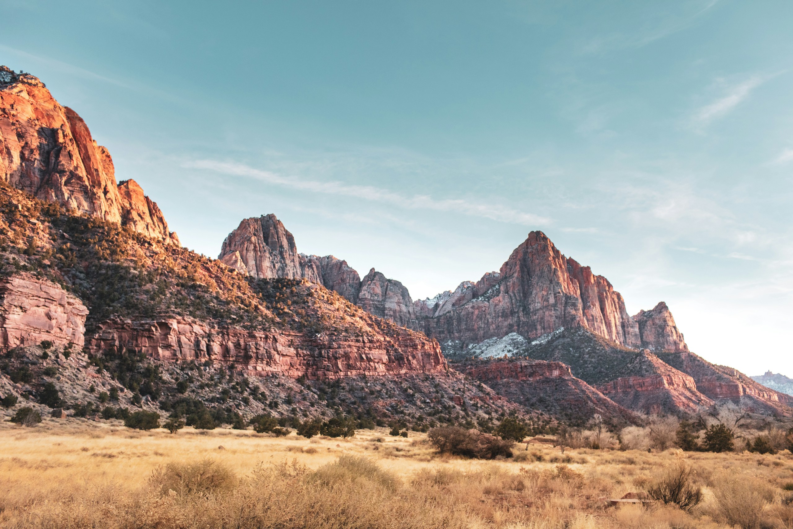 Zion National Park mountains at sunrise HD Wallpaper
