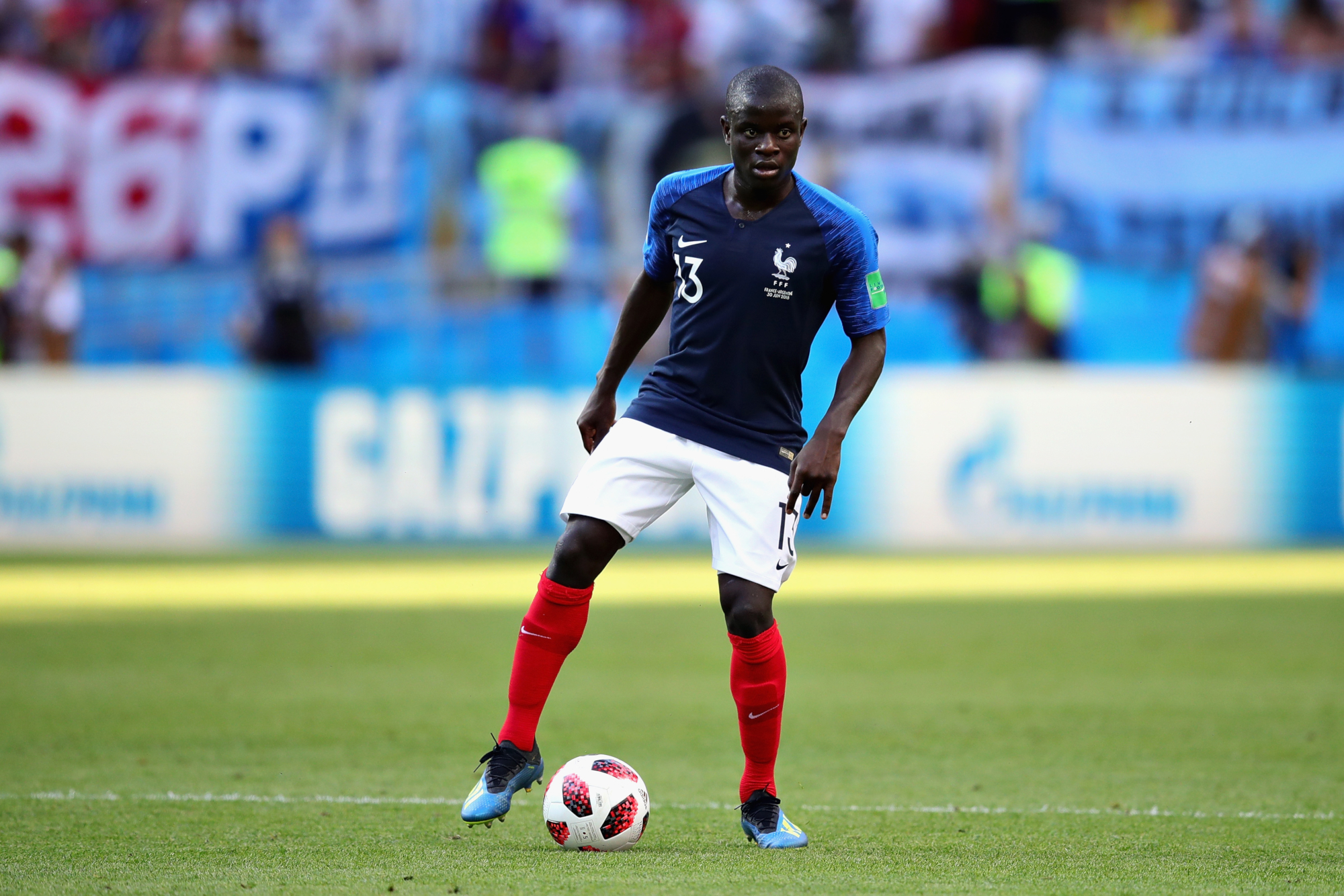 N'Golo Kanté of France playing soccer HD Wallpaper