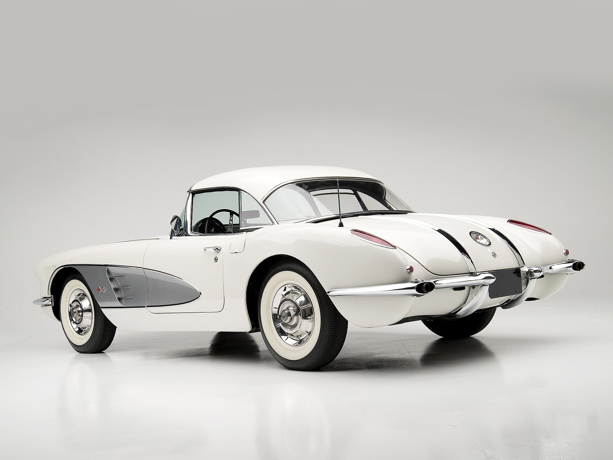 1958 Chevrolet Corvette C1 White Coupe HD Wallpaper