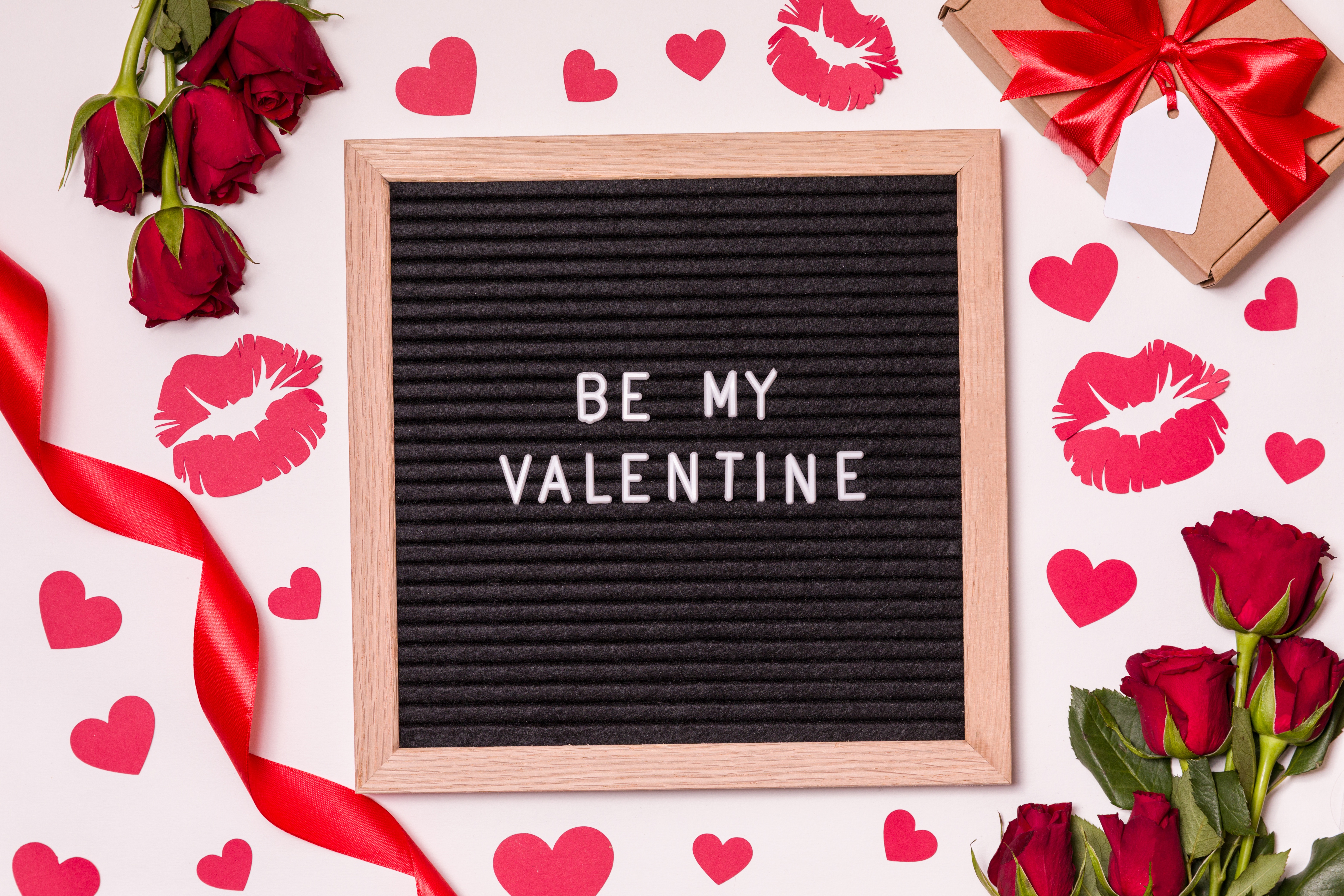 Valentines Day 4K with Roses and Gift HD Wallpaper