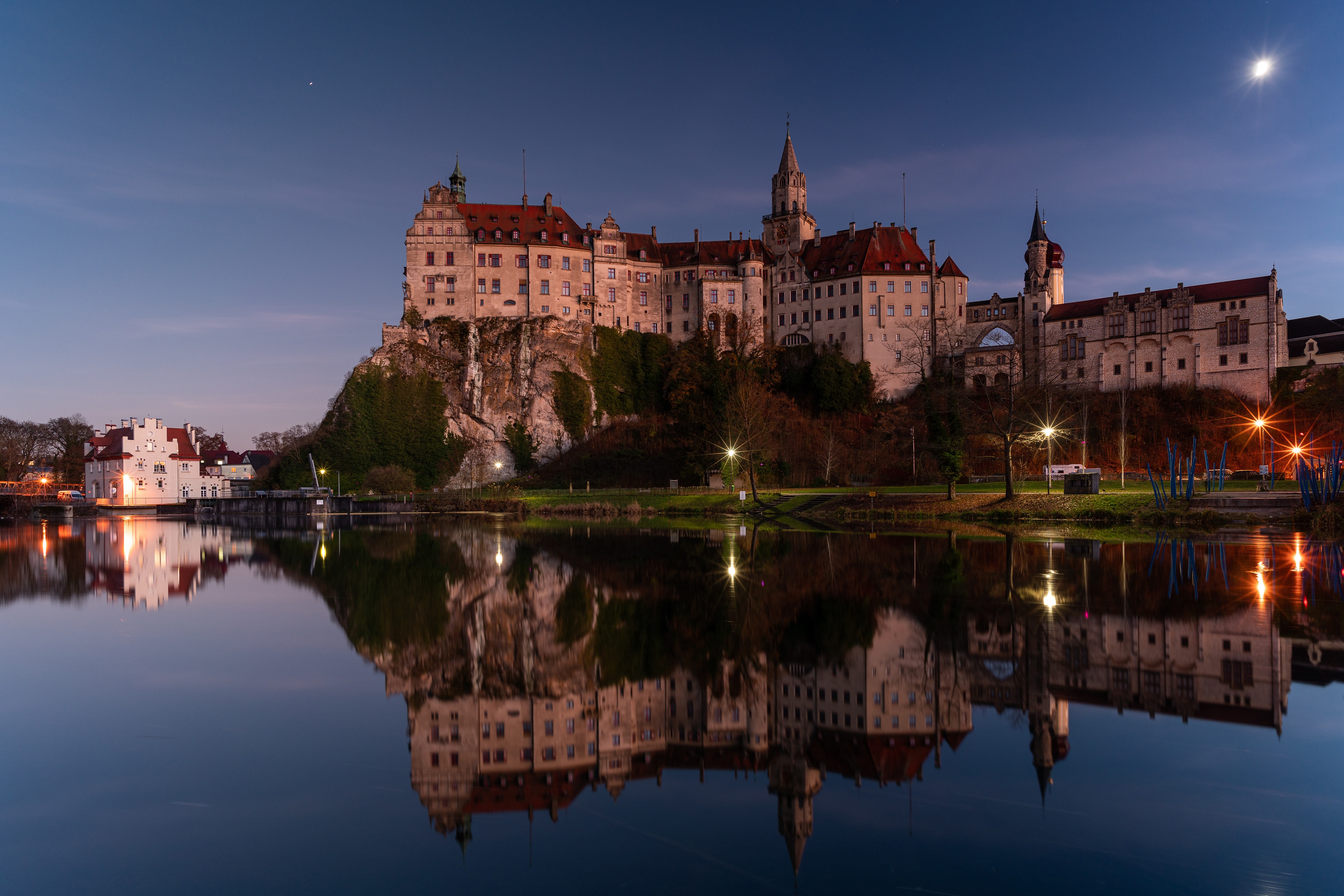 Sigmaringen Castle Reflection at Night HD Wallpaper