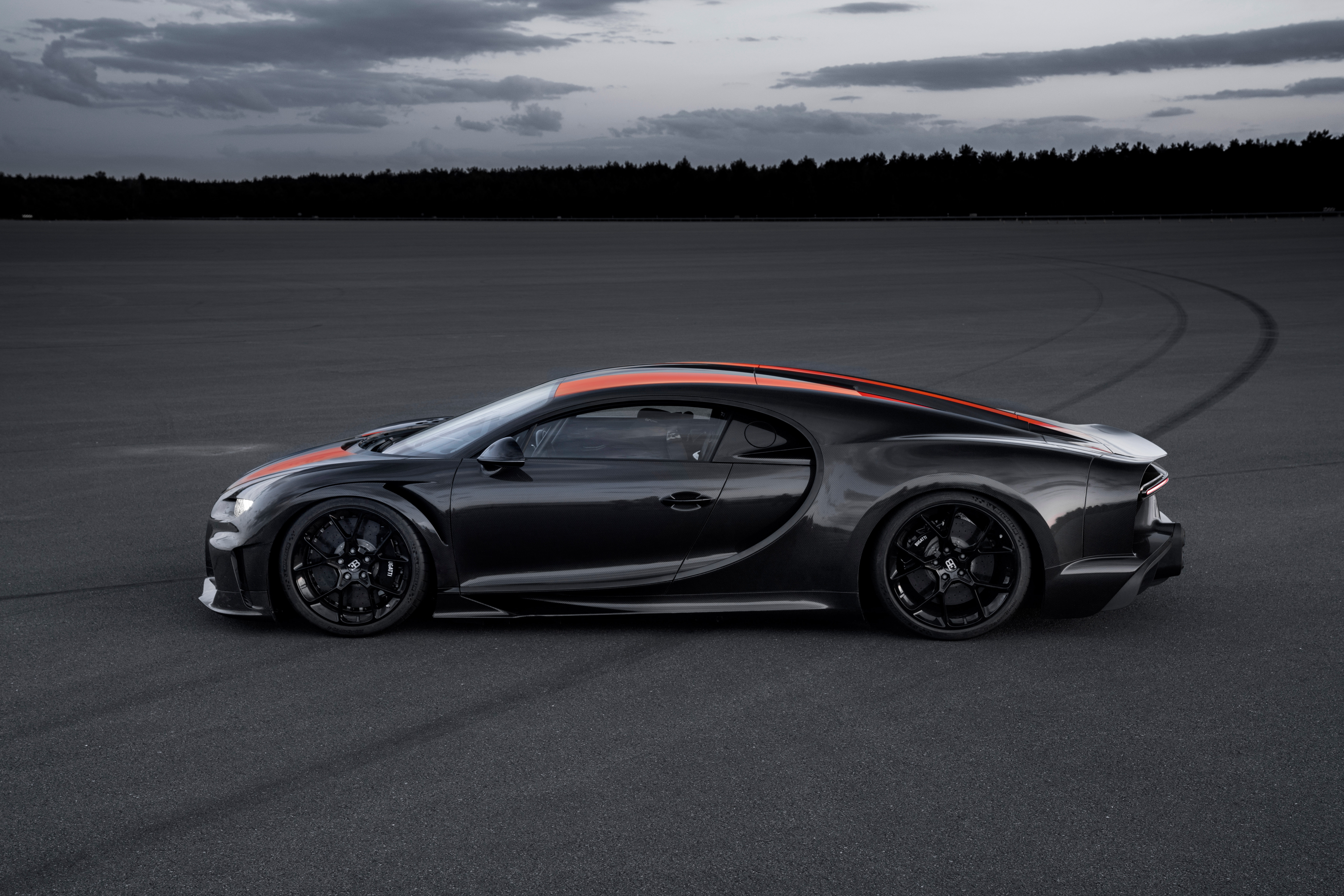 Bugatti Chiron Supercar on Asphalt HD Wallpaper