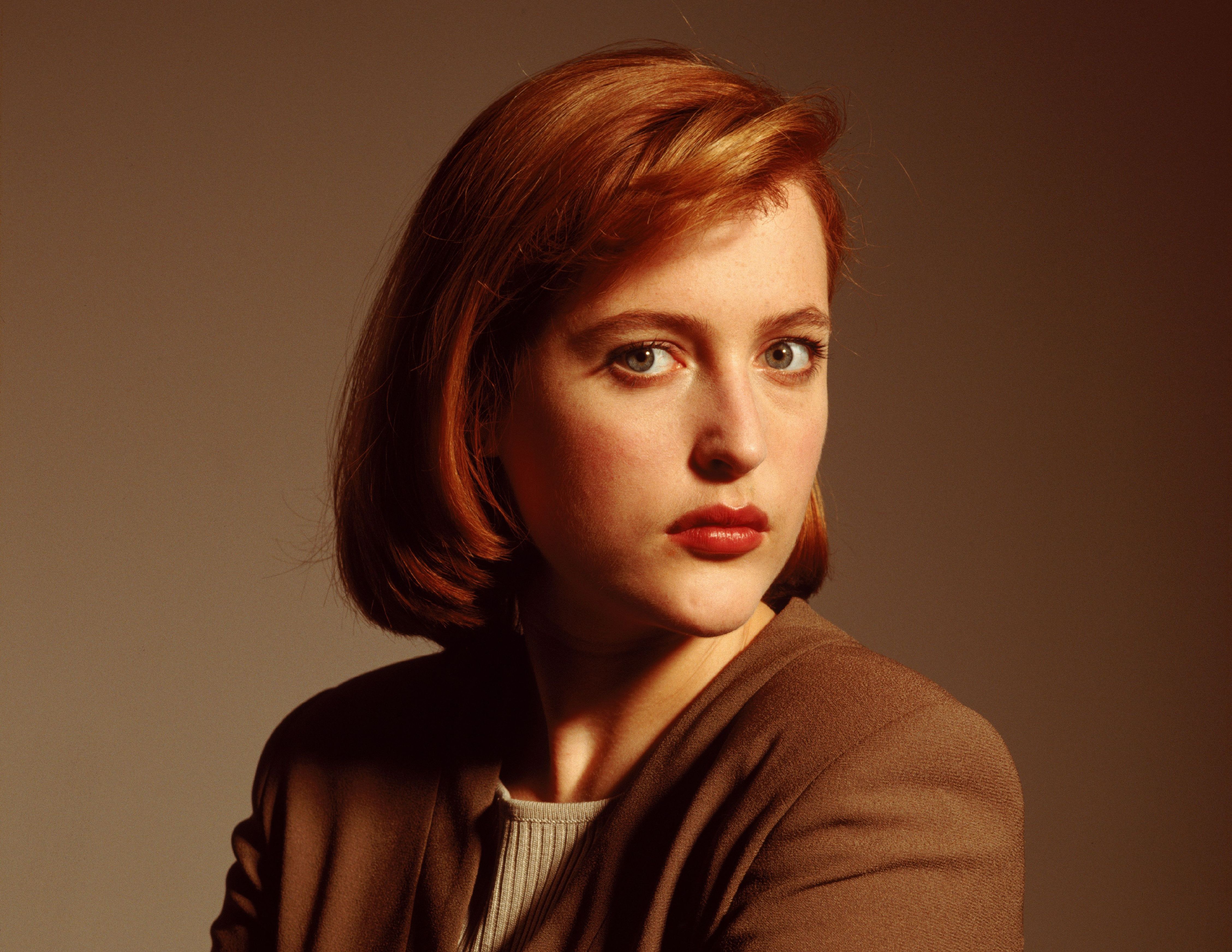 Gillian Anderson as Dana Scully HD Wallpaper