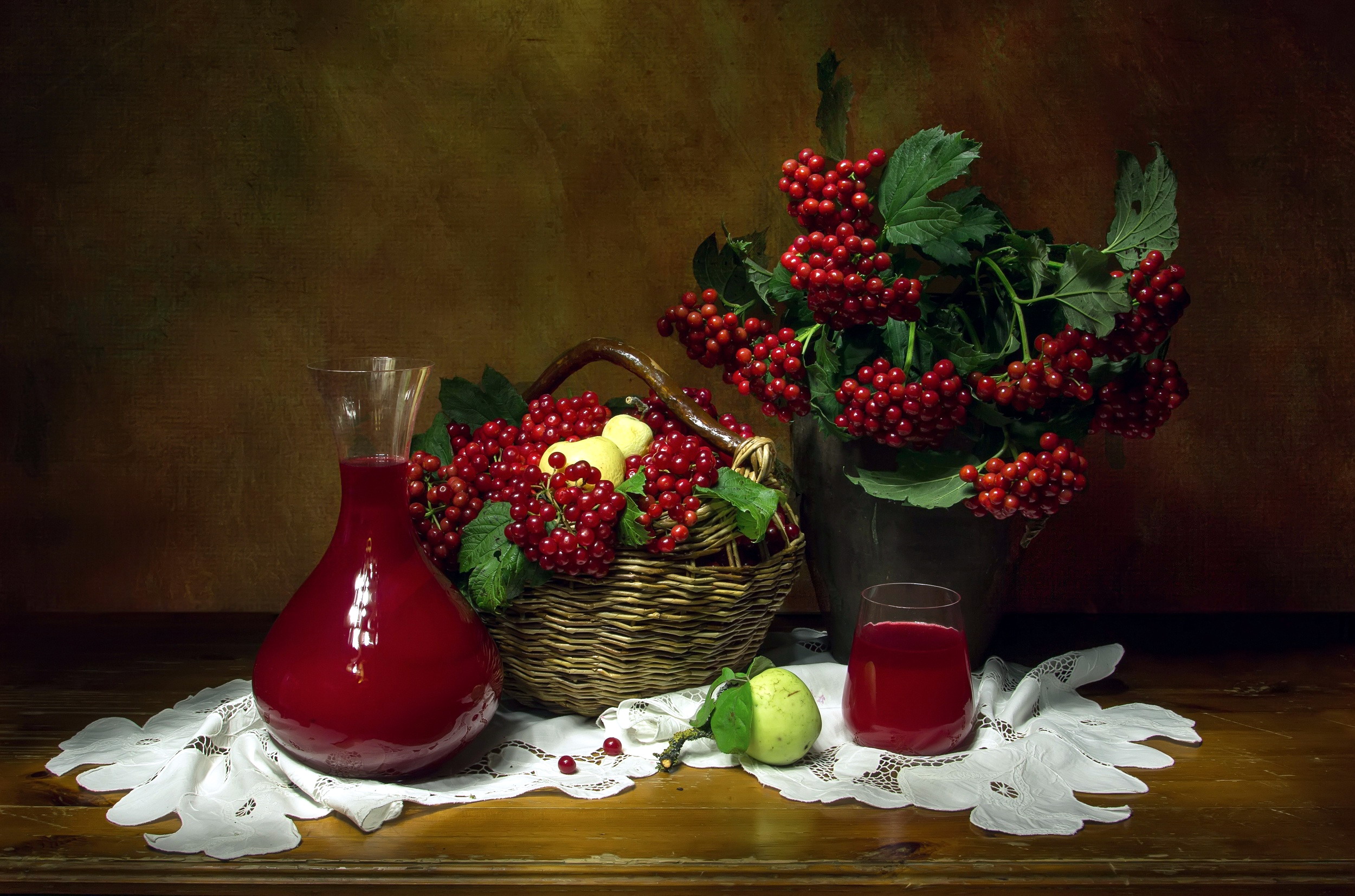 Still Life with Red Berries and Juice HD Wallpaper
