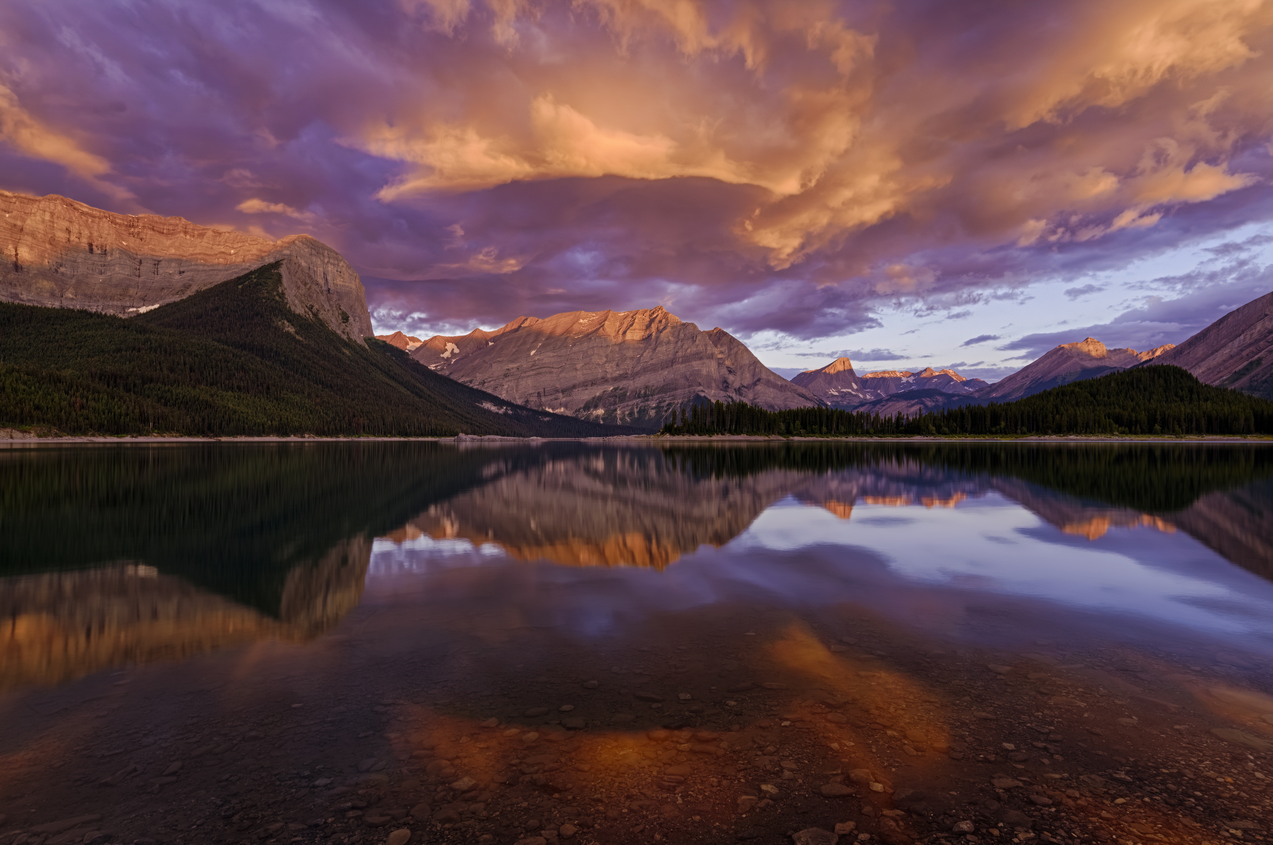 Lake and Mountains at Sunset in Canada 4K HD Wallpaper