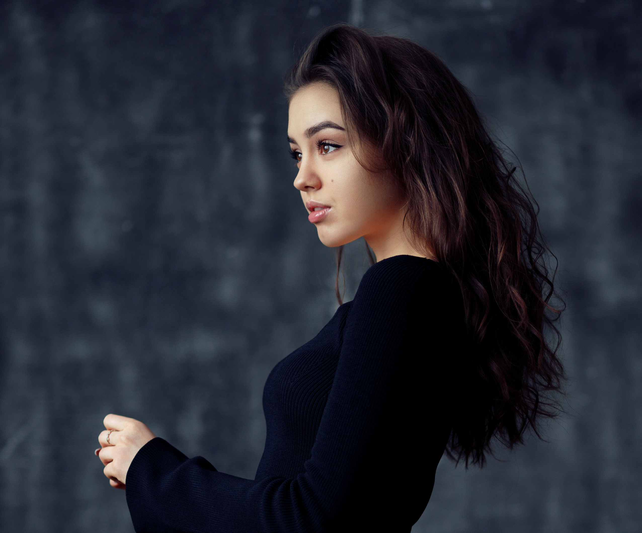 Woman with long brown hair HD Wallpaper