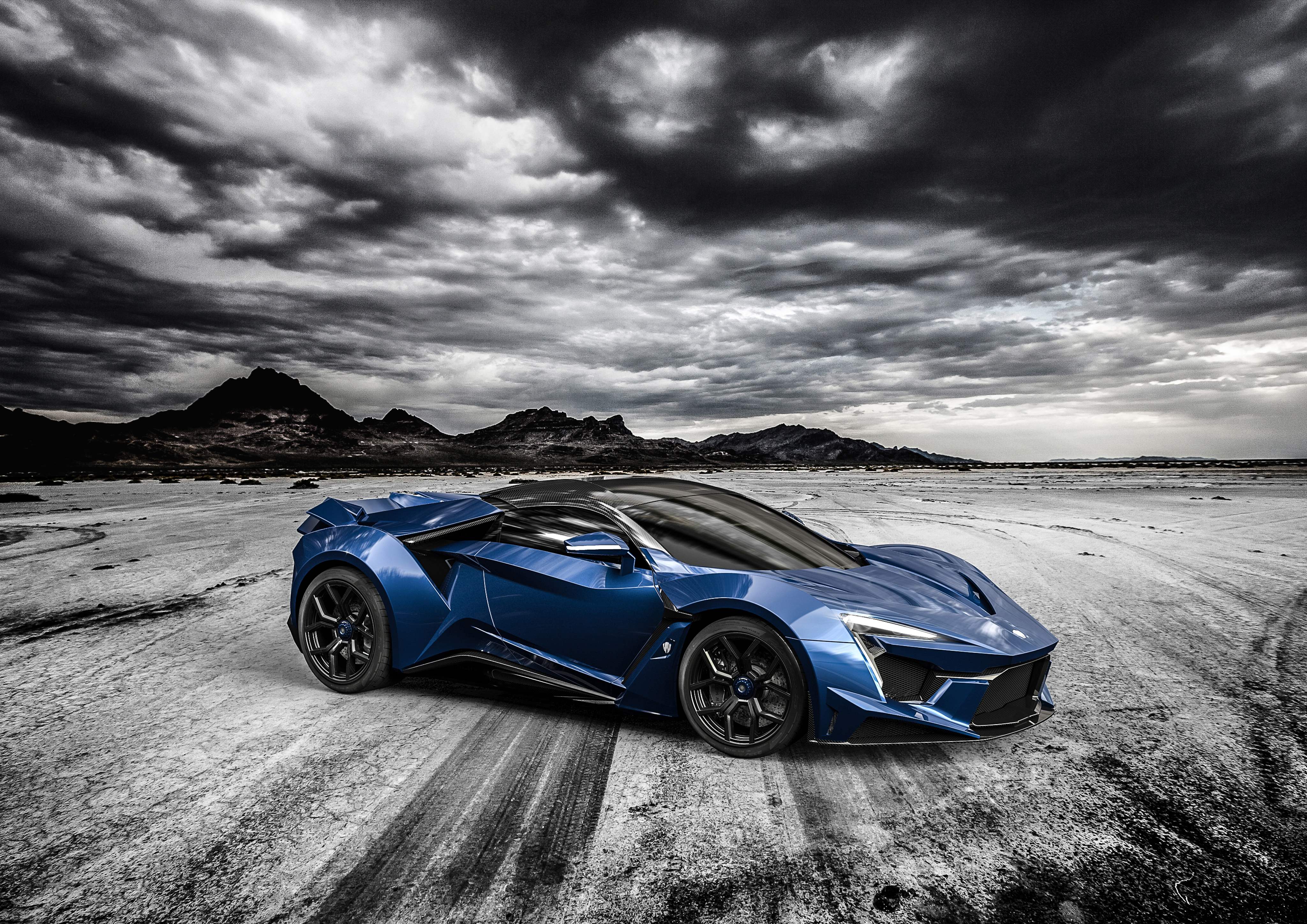 Blue Fenyr SuperSport Sports Car in Desert HD Wallpaper
