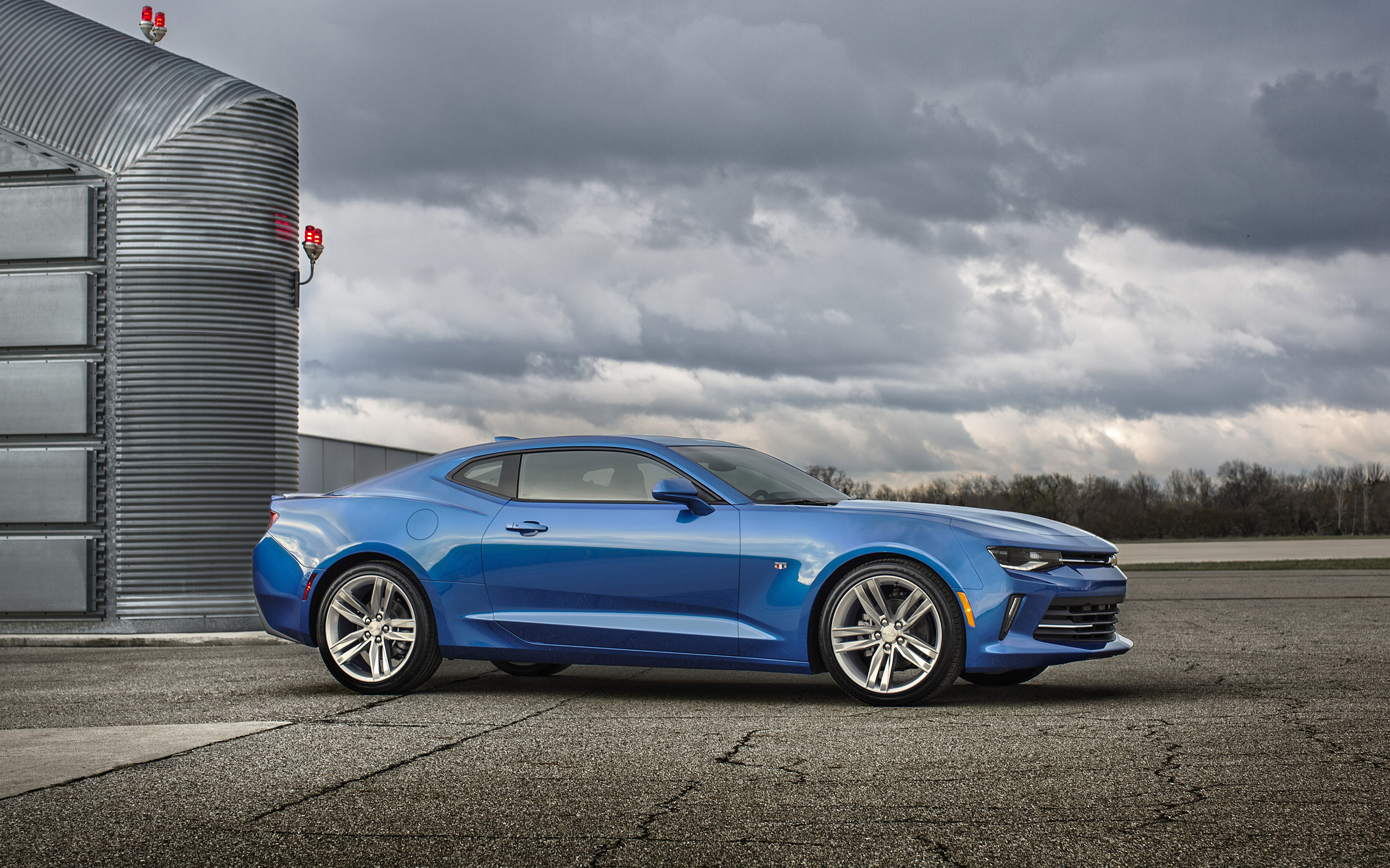 Blue 2016 Chevrolet Camaro RS Coupe HD Wallpaper