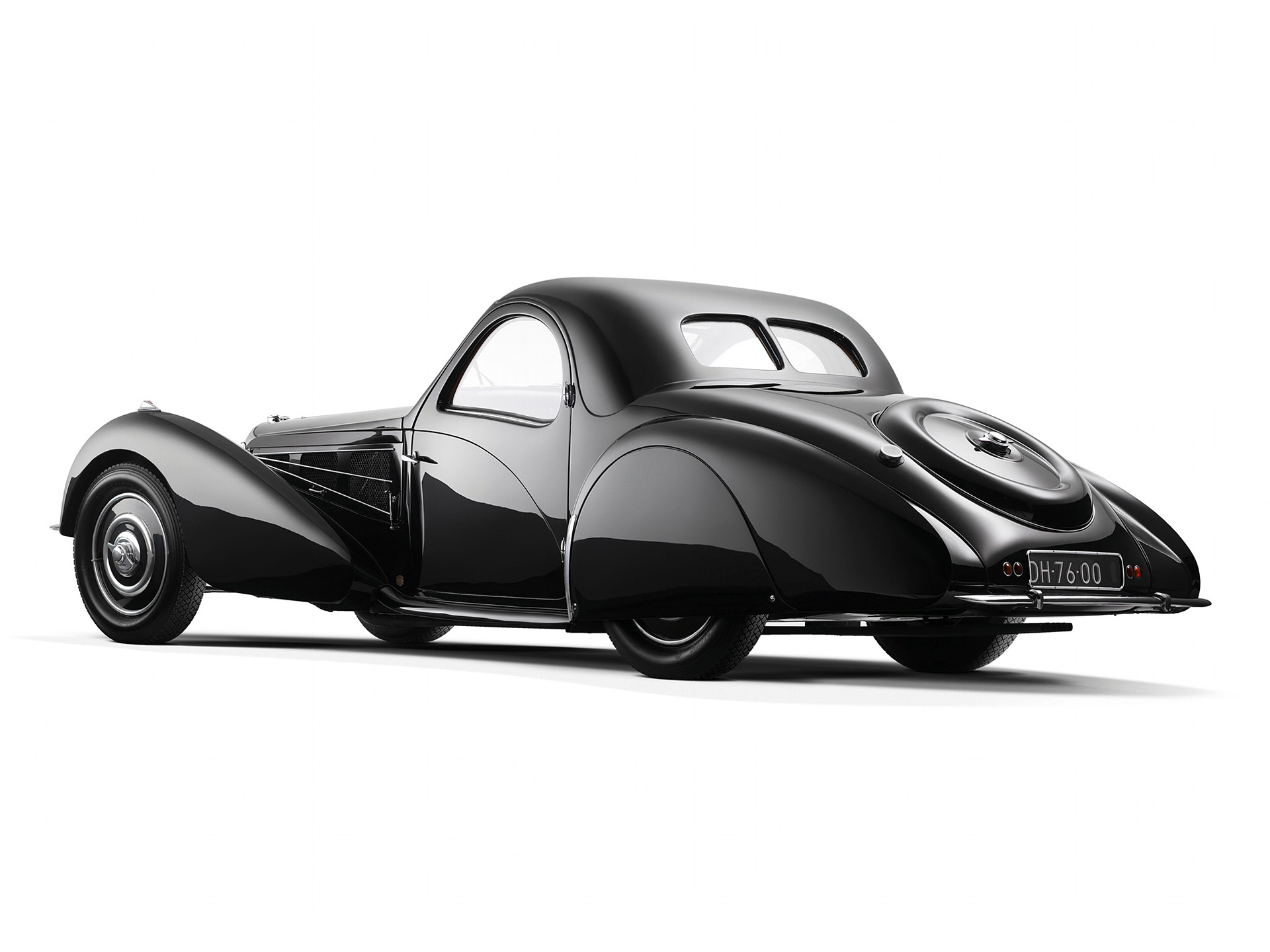 1937 Bugatti Type 57S Coupe HD Wallpaper