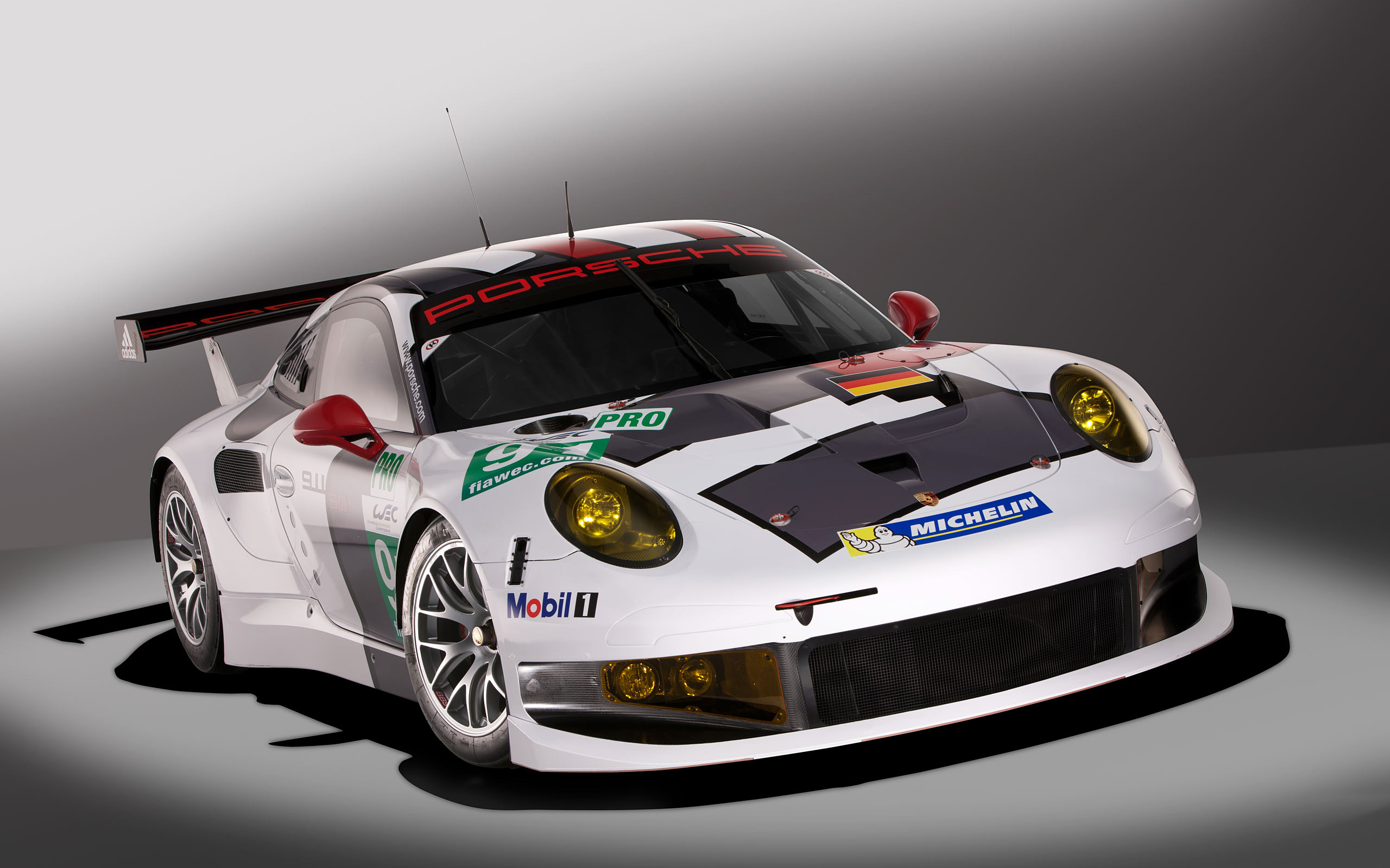 Porsche 911 RSR race car HD Wallpaper