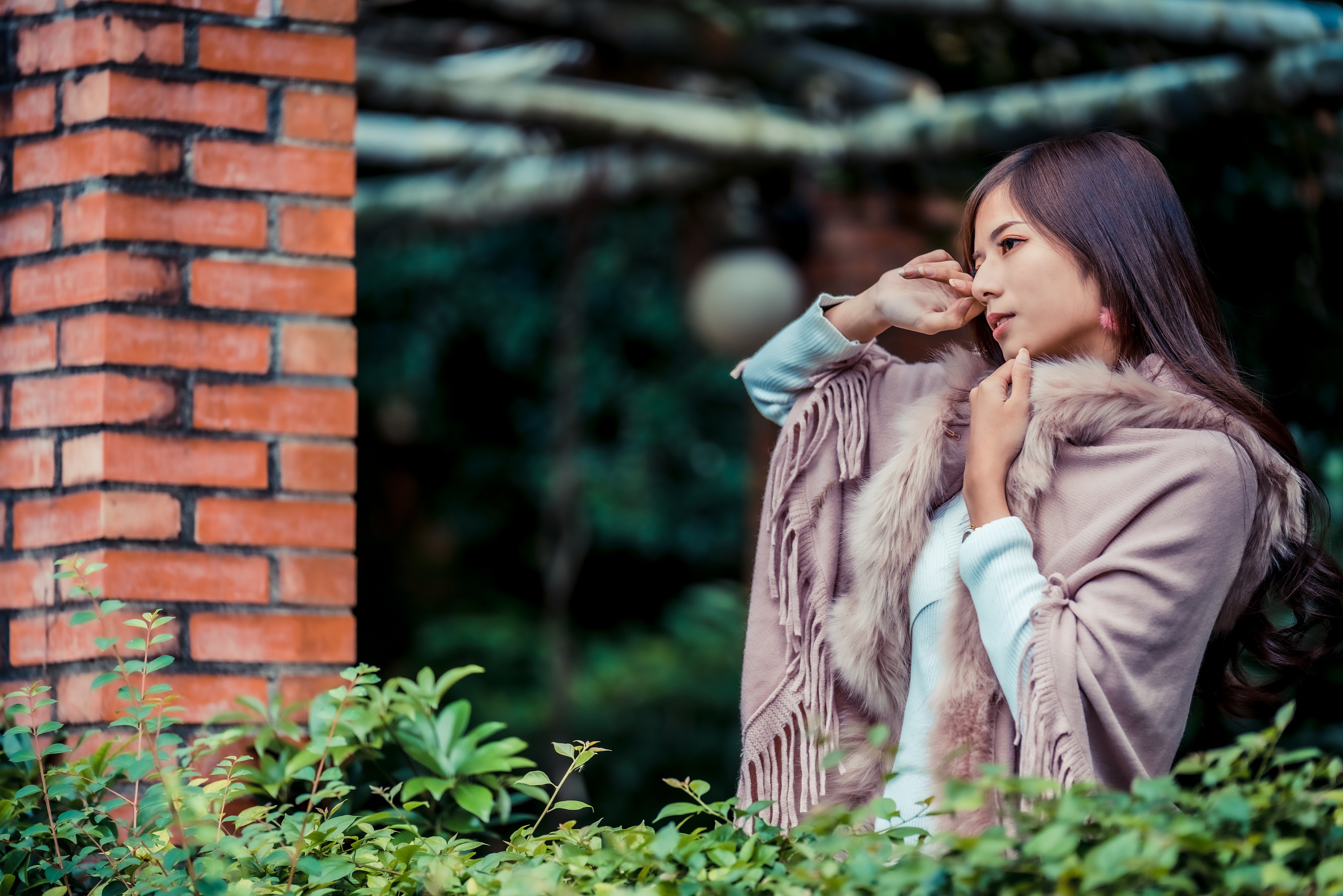 Asian Woman with Brunette Hair Wearing a Shawl HD Wallpaper