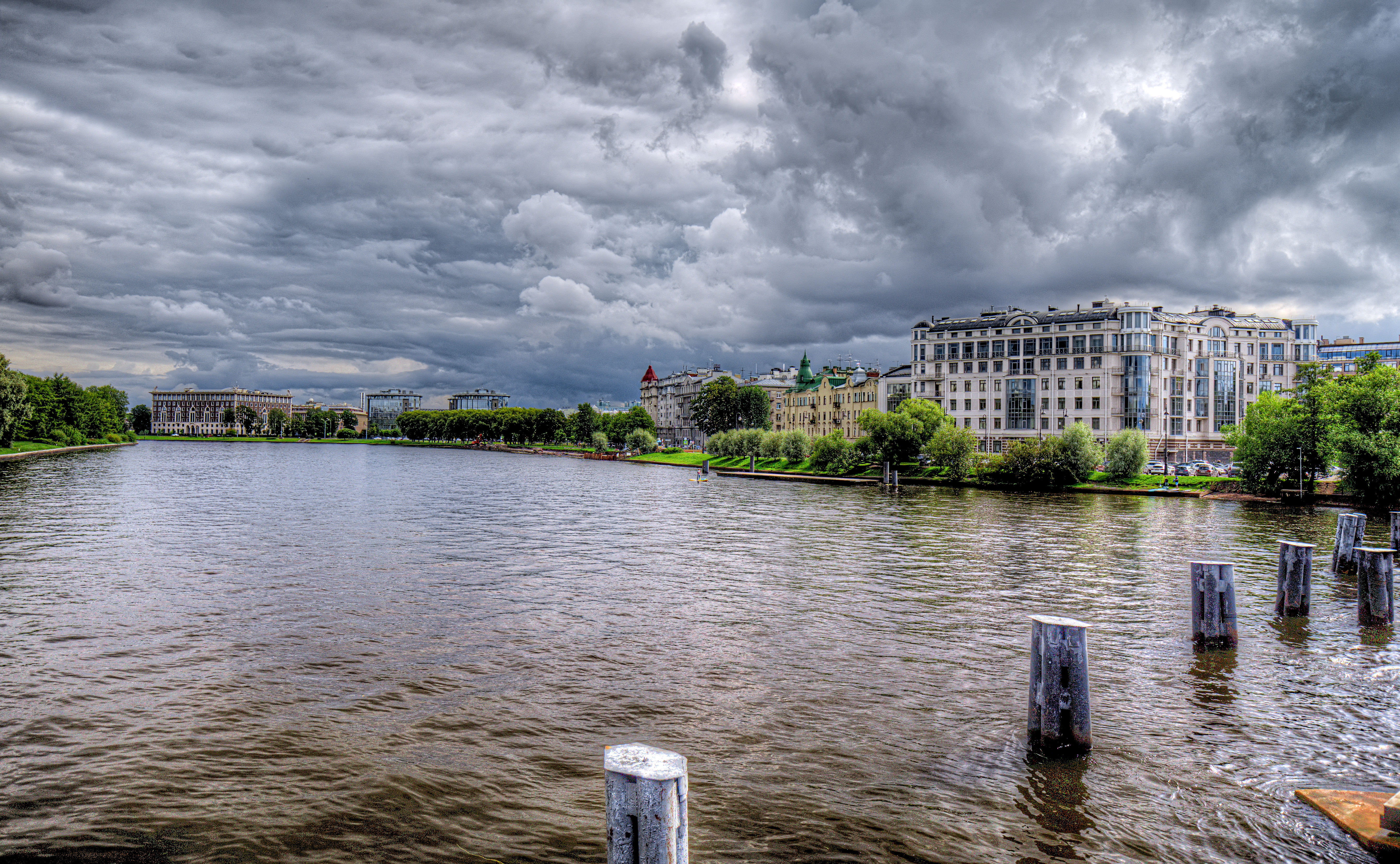 Saint Petersburg 4K Russia River Architecture Cloud Sky HD Wallpaper