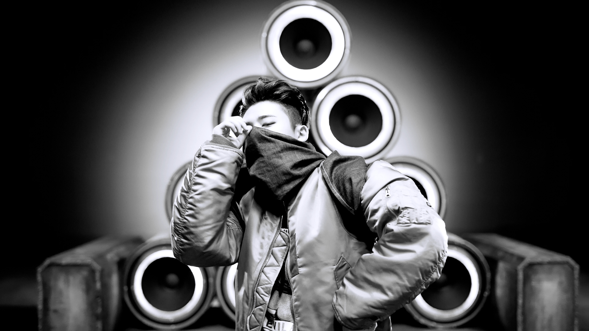 iKON member in front of speakers HD Wallpaper